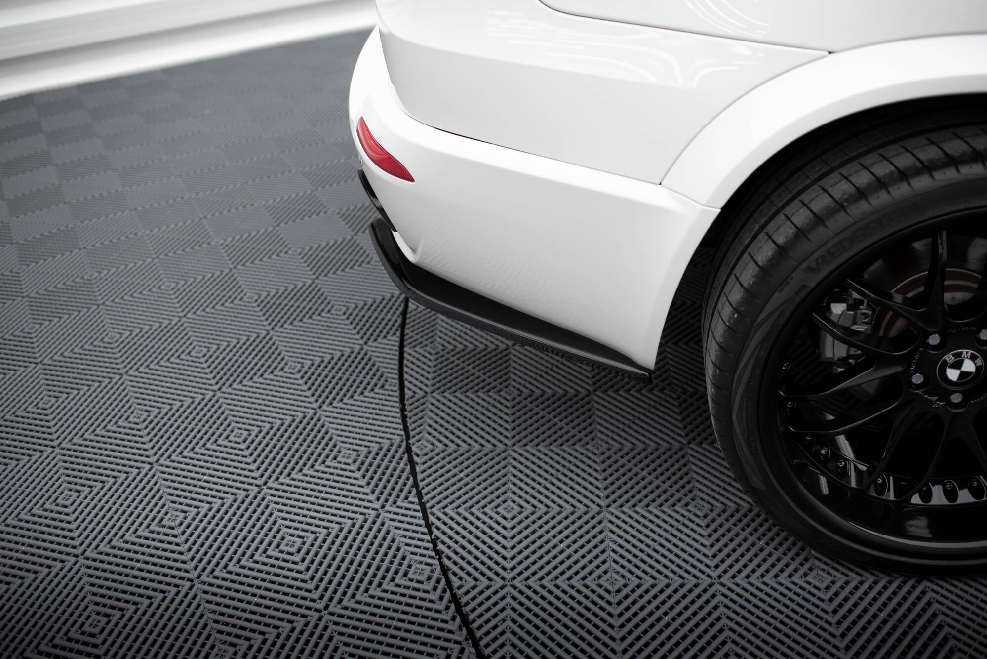 Flaps Heckansatz Diffusor für BMW X5 E70 Facelift M Paket