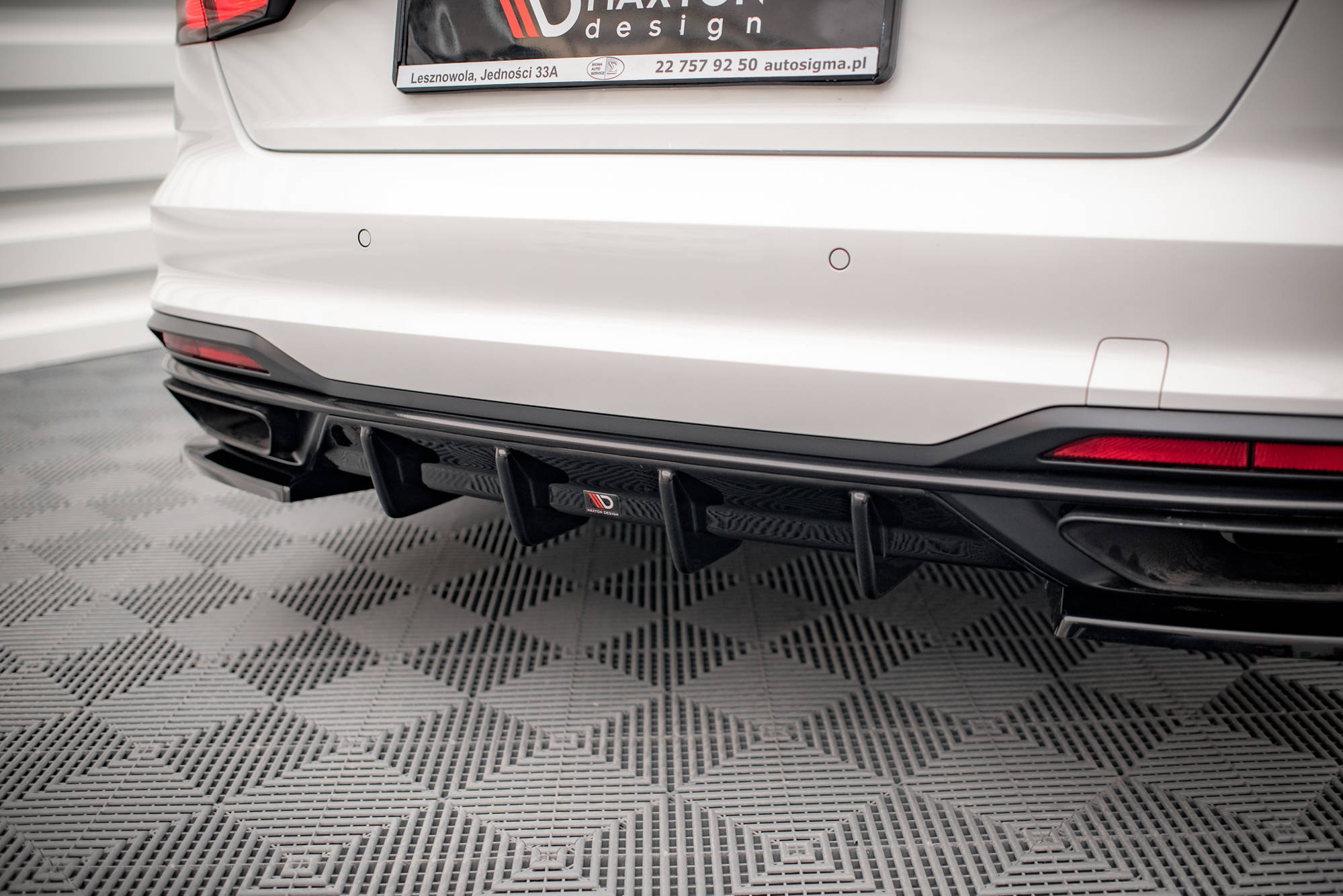 Diffusor Heck Ansatz für Audi A4 B9 Facelift