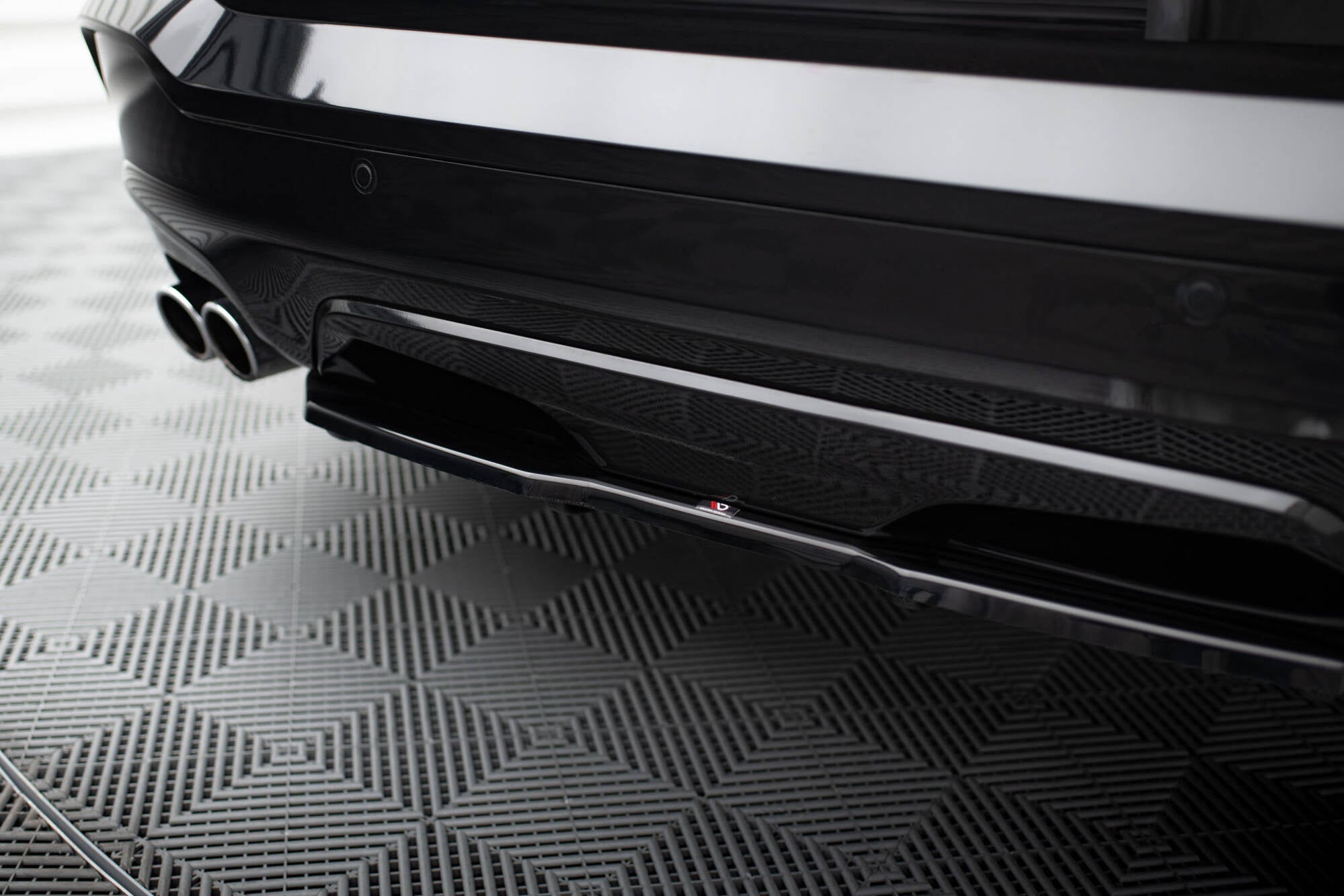 Heckansatz für BMW X4 M Paket DTM LOOK