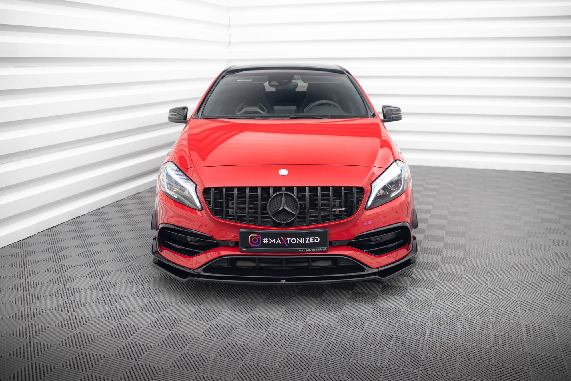 Frontlippe V2 für Mercedes-Benz A45 Aero W176 Facelift