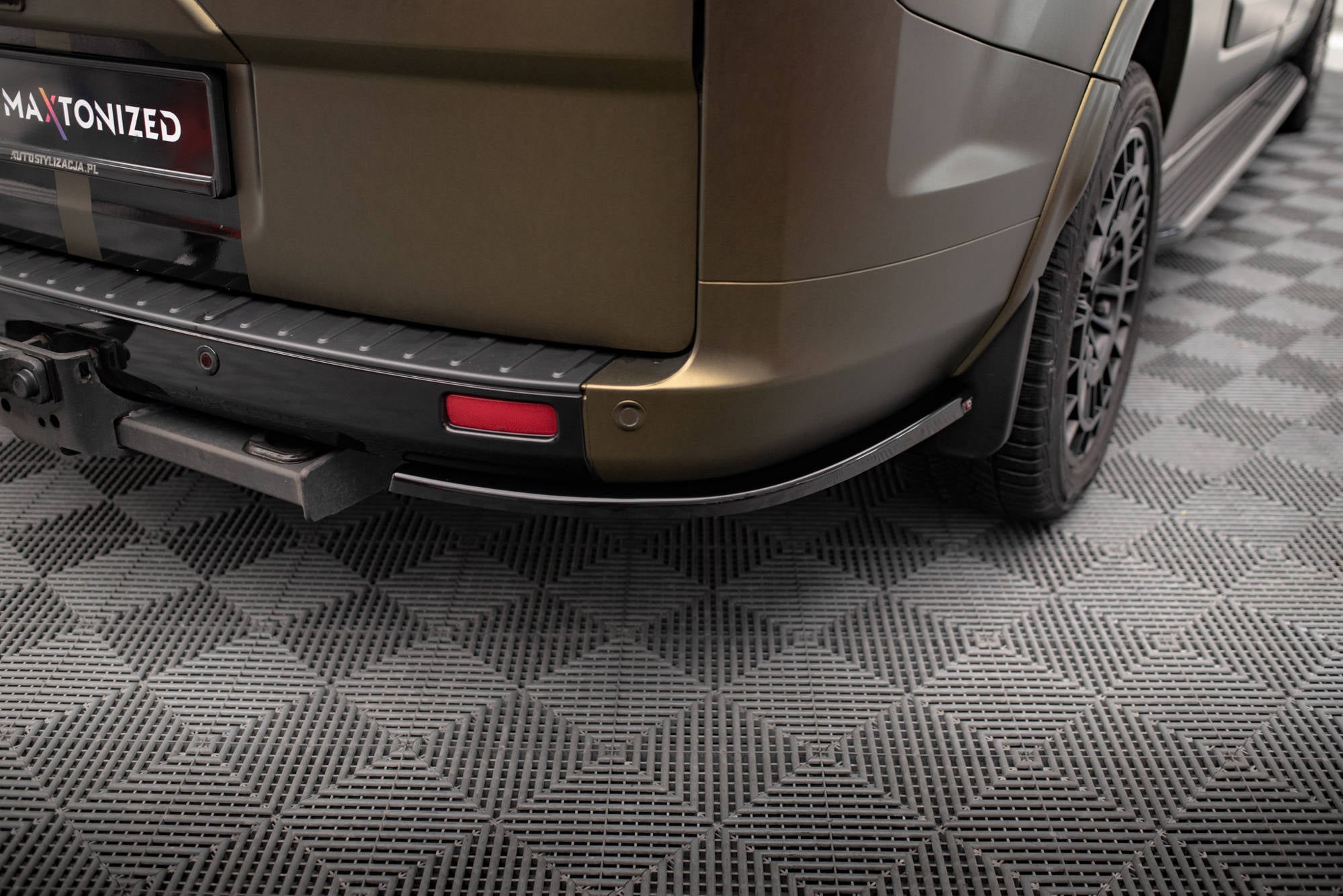 Heck Ansatz Flaps Diffusor für Ford Tourneo Custom Mk1 Facelift