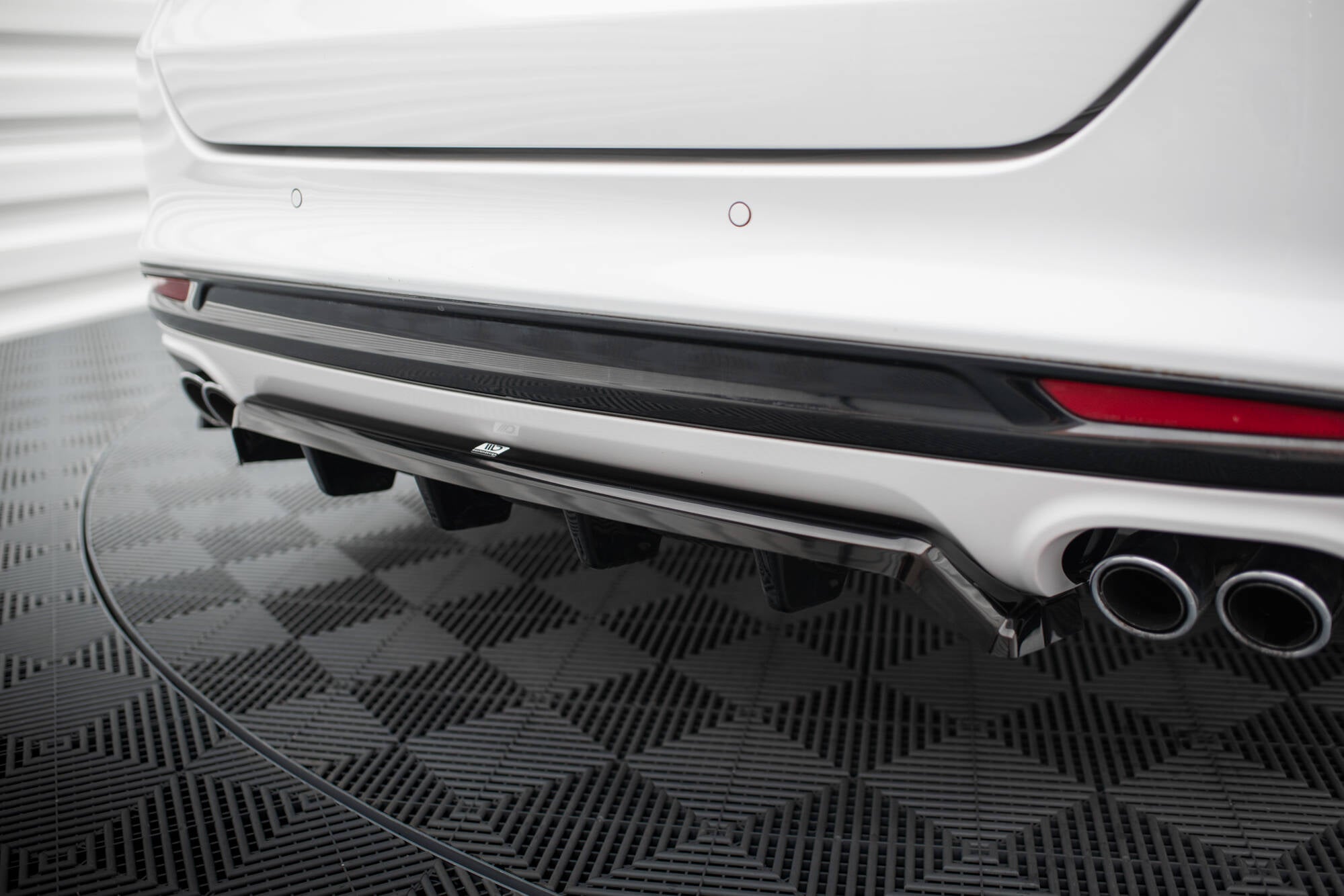 Mittlerer Cup Diffusor DTM Look Heck Ansatz für Ford Mondeo Sport Mk5 Facelift / Fusion Sport Mk2 Facelift