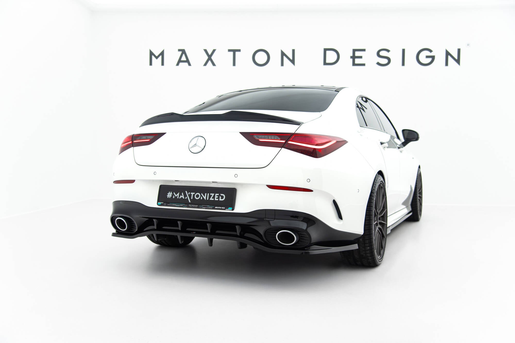 Mittlerer Cup Diffusor DTM Look Heck Ansatz für Mercedes-AMG CLA 35 / 45 Coupe / Shooting Brake C118 Facelift / X118 Facelift