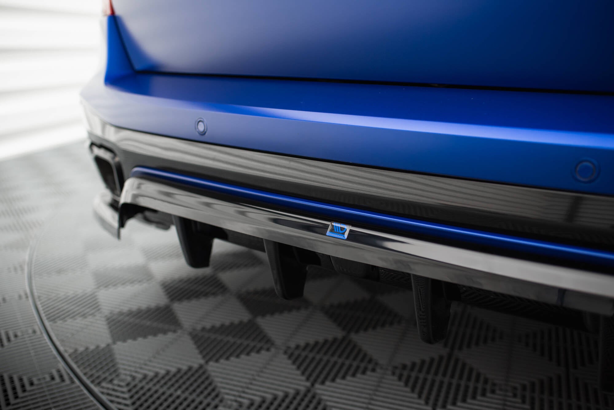 Mittlerer Cup Diffusor V2 DTM Look Heck Ansatz für BMW X5 M - Paket G05 Facelift