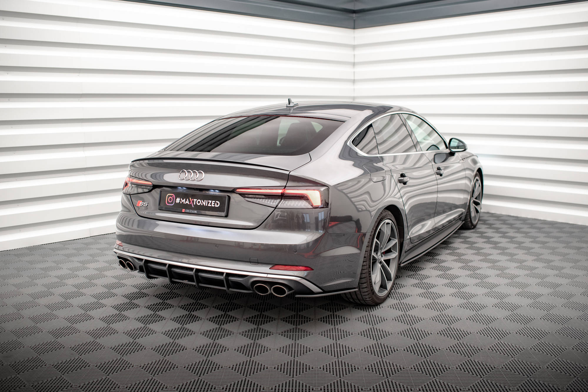 Street Pro Heckschürze für Audi S5 Coupe / Sportback F5