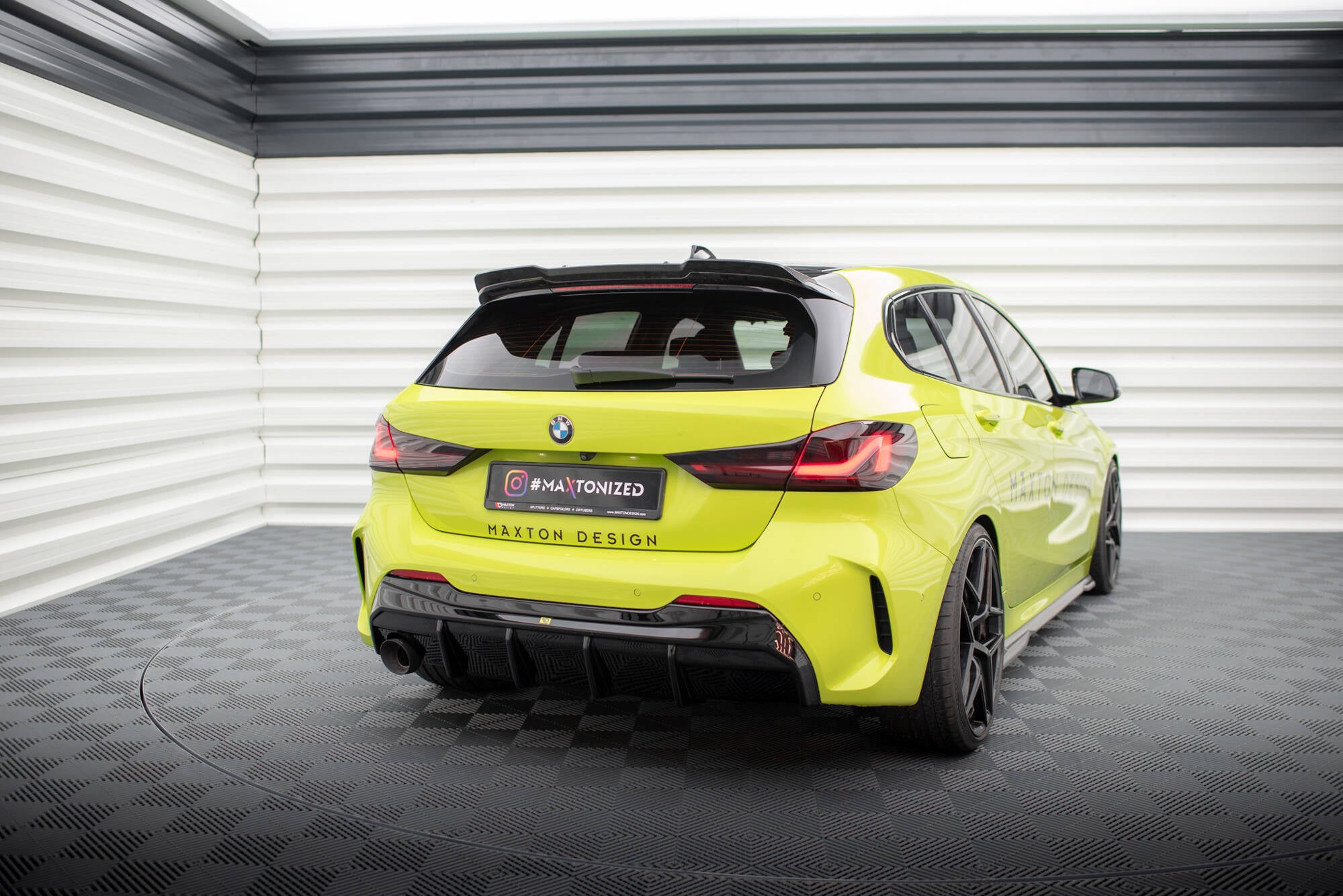 Diffusor V3 Heck Ansatz für BMW 1er M - Paket / 128ti F40 (Ausführung mit einseitigem Doppelauspuffendrohr)