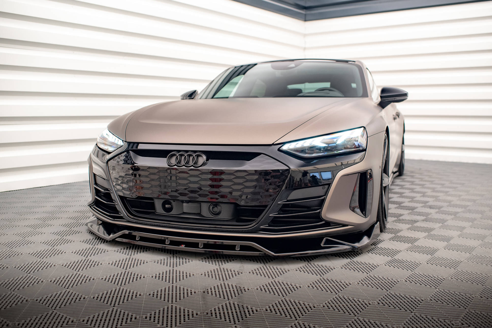 Frontlippe V2 für Audi e-Tron GT / RS GT Mk1