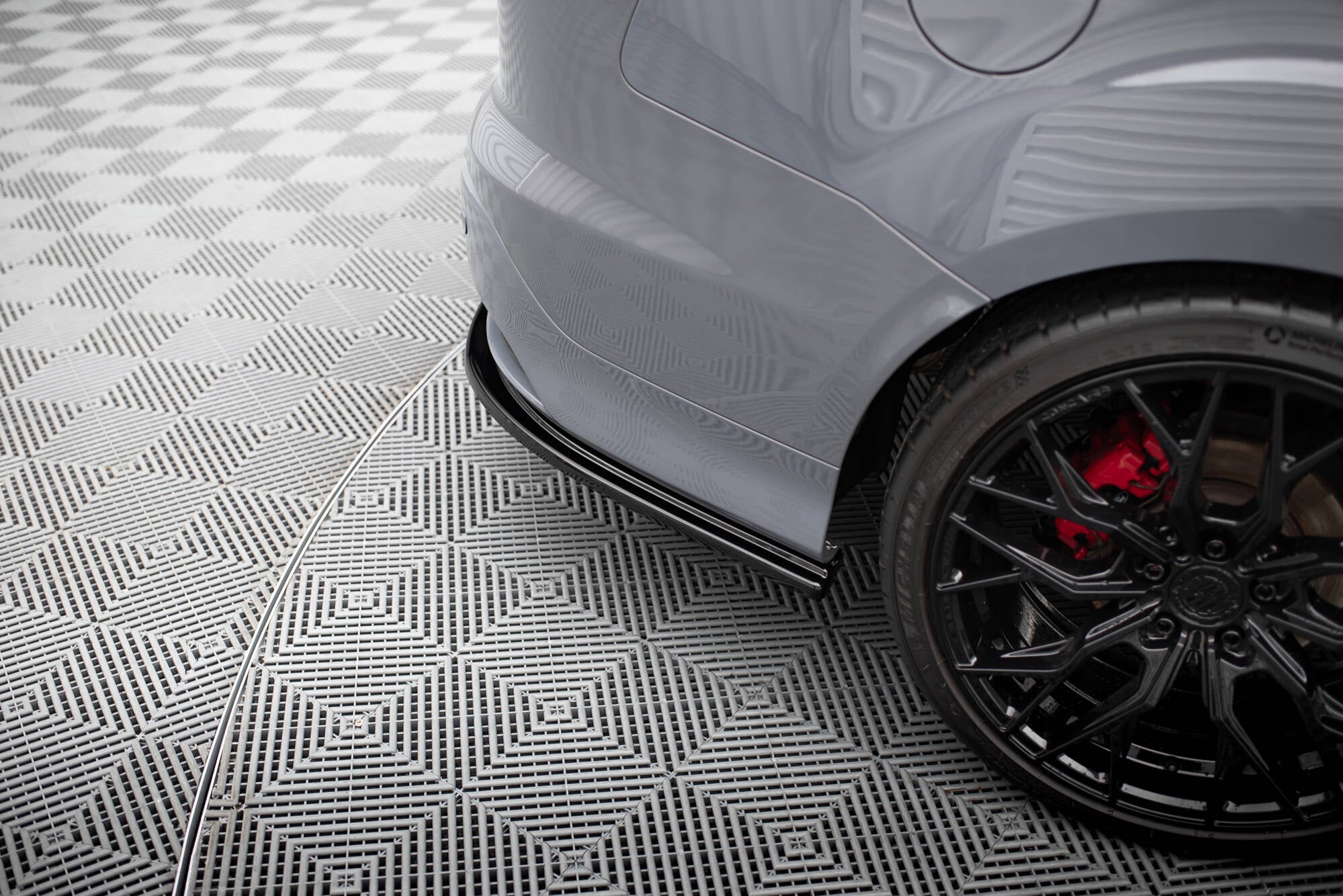 Heck Ansatz Flaps Diffusor für Ford Focus ST Kombi Mk3 / Mk3 Facelift
