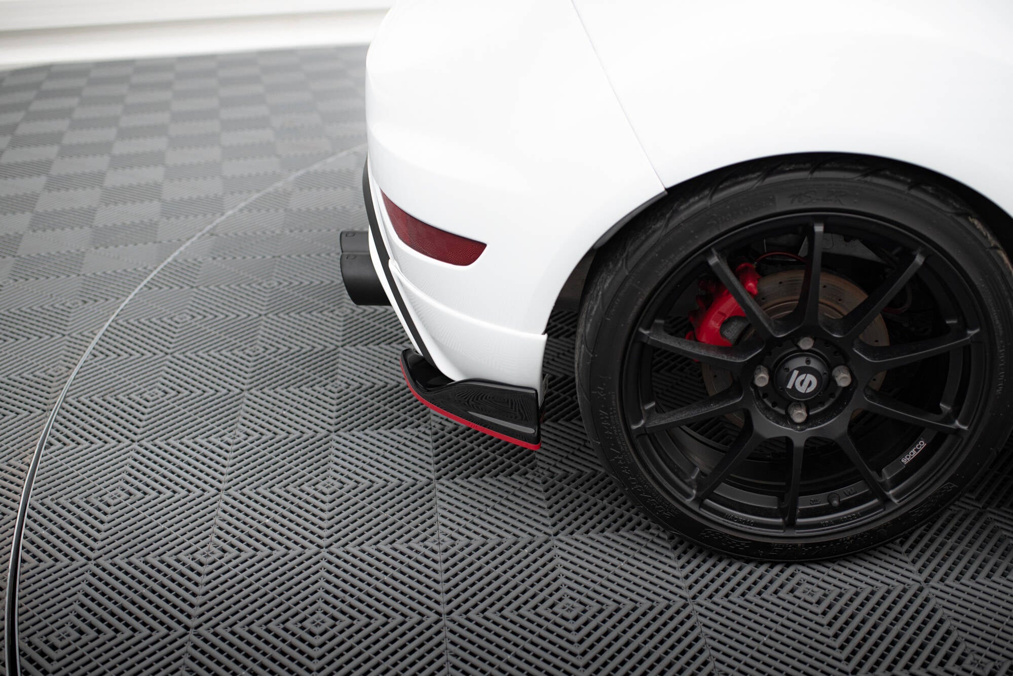 Heck Ansatz Flaps Diffusor V2 für Ford Fiesta ST Mk7 Facelift