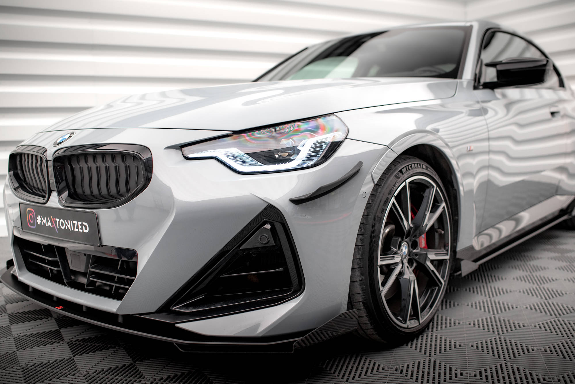 Stoßstangen Flaps Wings vorne Canards für BMW 2 Coupe M-Paket / M240i G42