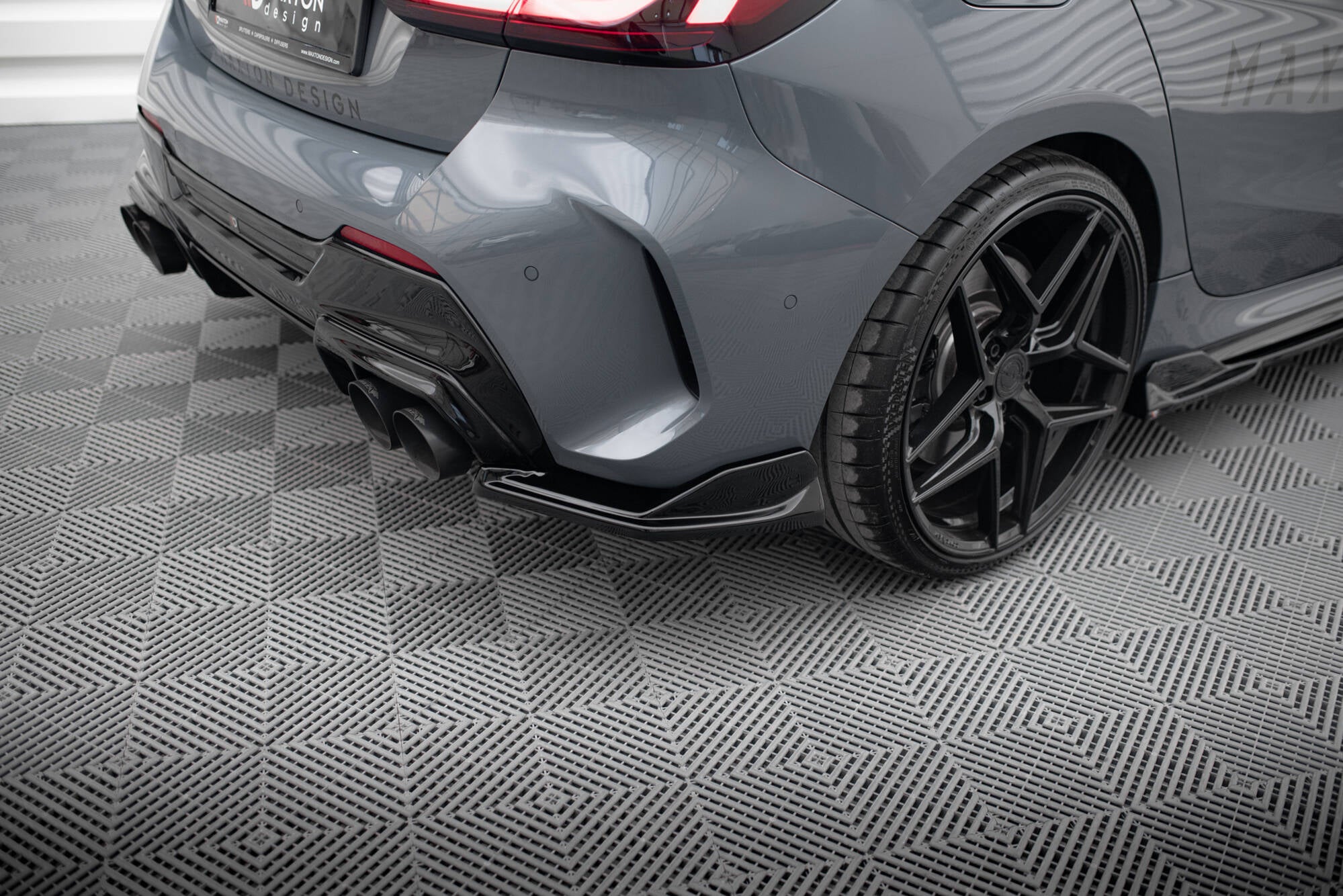 Flaps Heckansatz V4 Diffusor für BMW 1er M - Paket / M135i / 128ti F40
