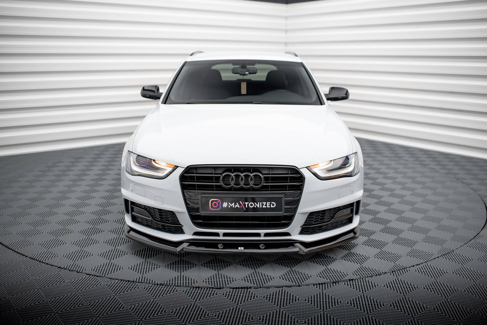 Frontlippe V1 für Audi A4 Competition B8 Facelift