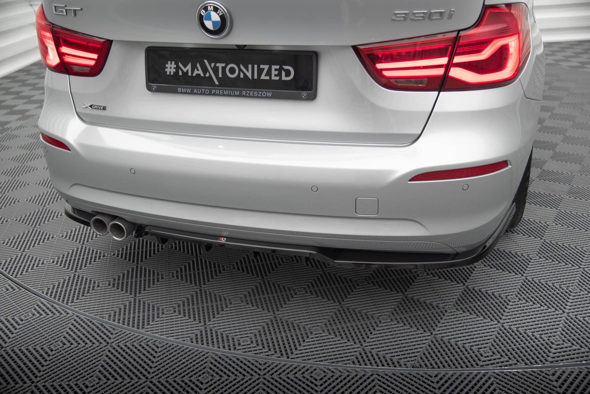 Mittlerer Cup Diffusor DTM Look Heck Ansatz für BMW 3er GT F34 Facelift