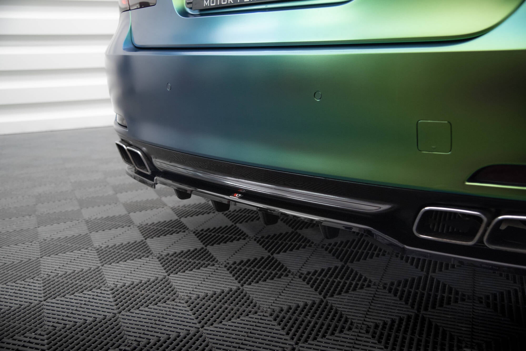 Mittlerer Cup Diffusor DTM Look Heck Ansatz für BMW 7 F01