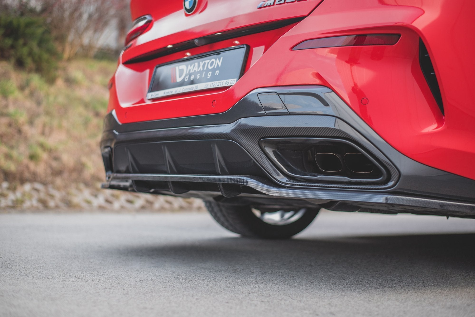 Mittlerer Cup Diffusor DTM Look Heck Ansatz für BMW 8 Coupe M-Paket G15