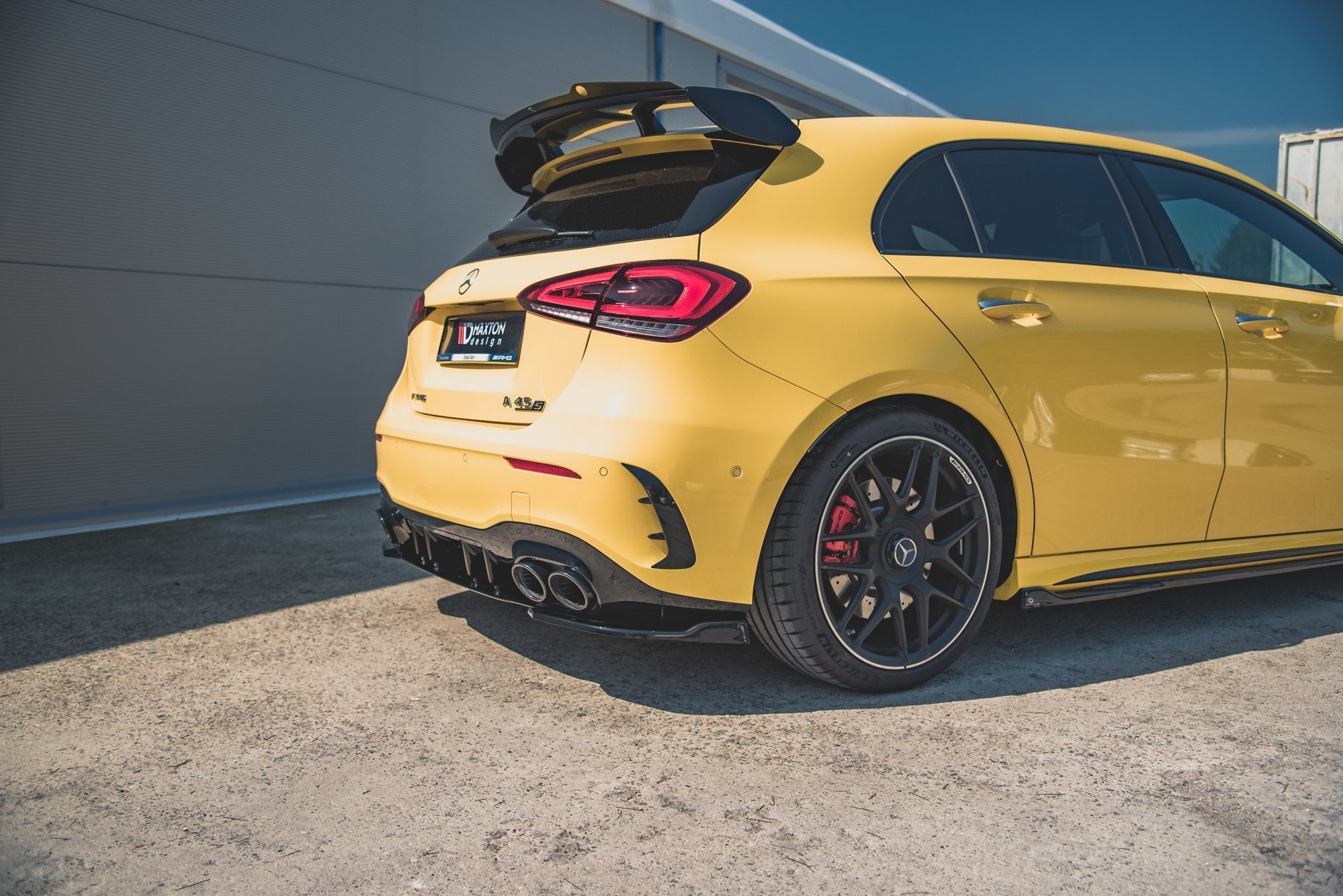 Heck Ansatz Flaps Diffusor für Mercedes-AMG A 45 S Aero Pack W177