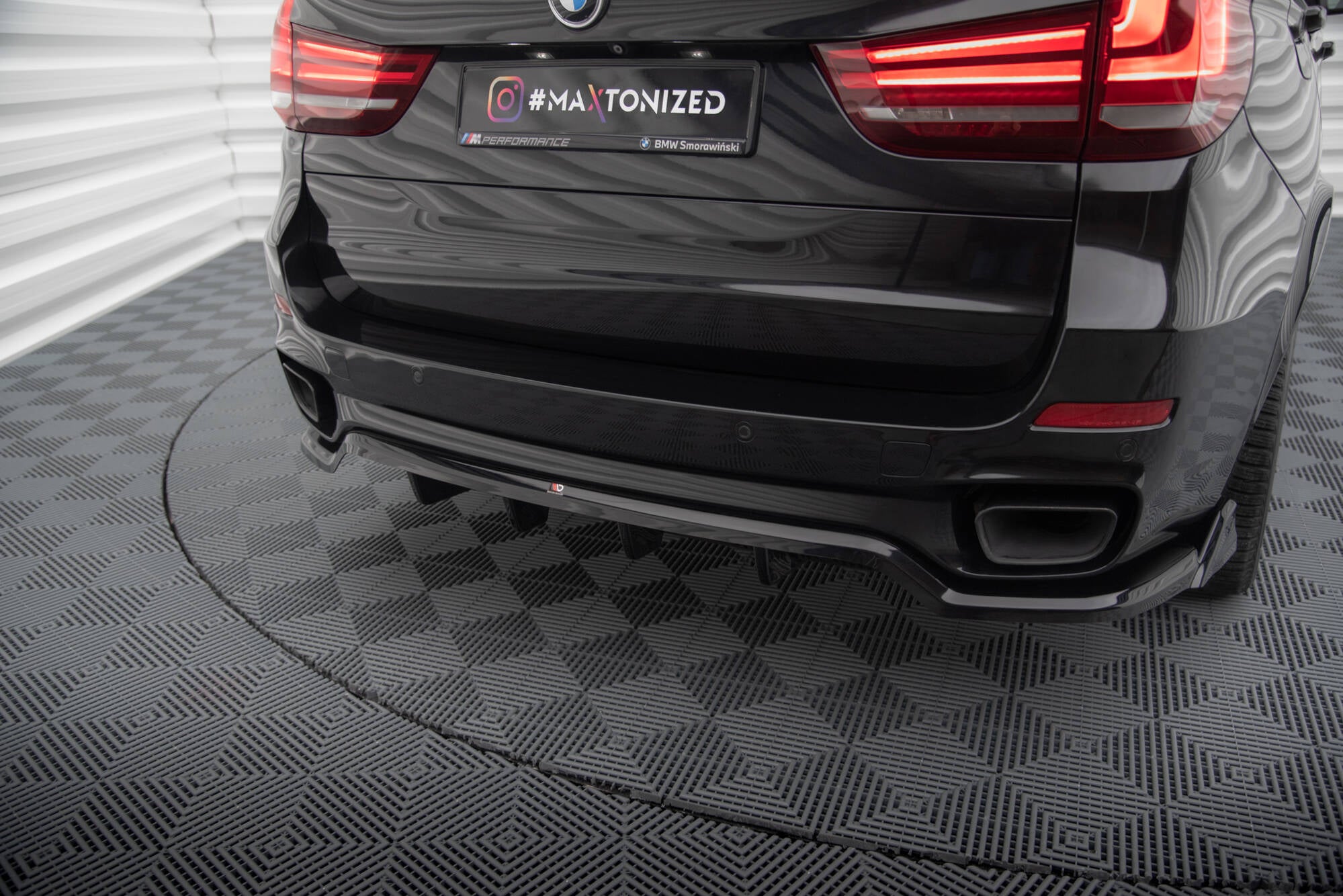 Mittlerer Cup Diffusor DTM Look Heck Ansatz für BMW X5 M-Paket F15