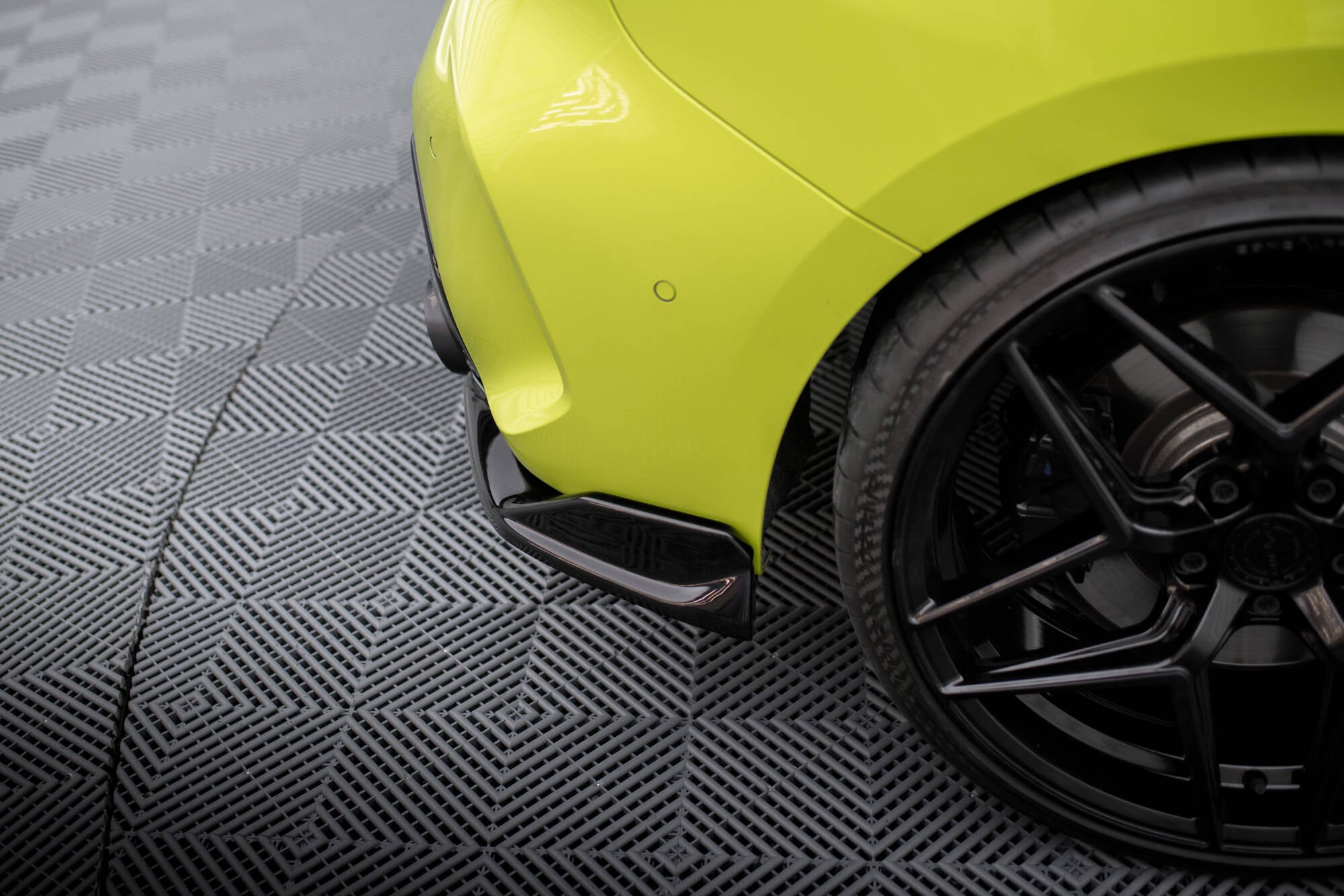 Flaps Heckansatz V8 Diffusor für (Für heckansatz ) BMW 1er M - Paket / M135i / 128ti F40