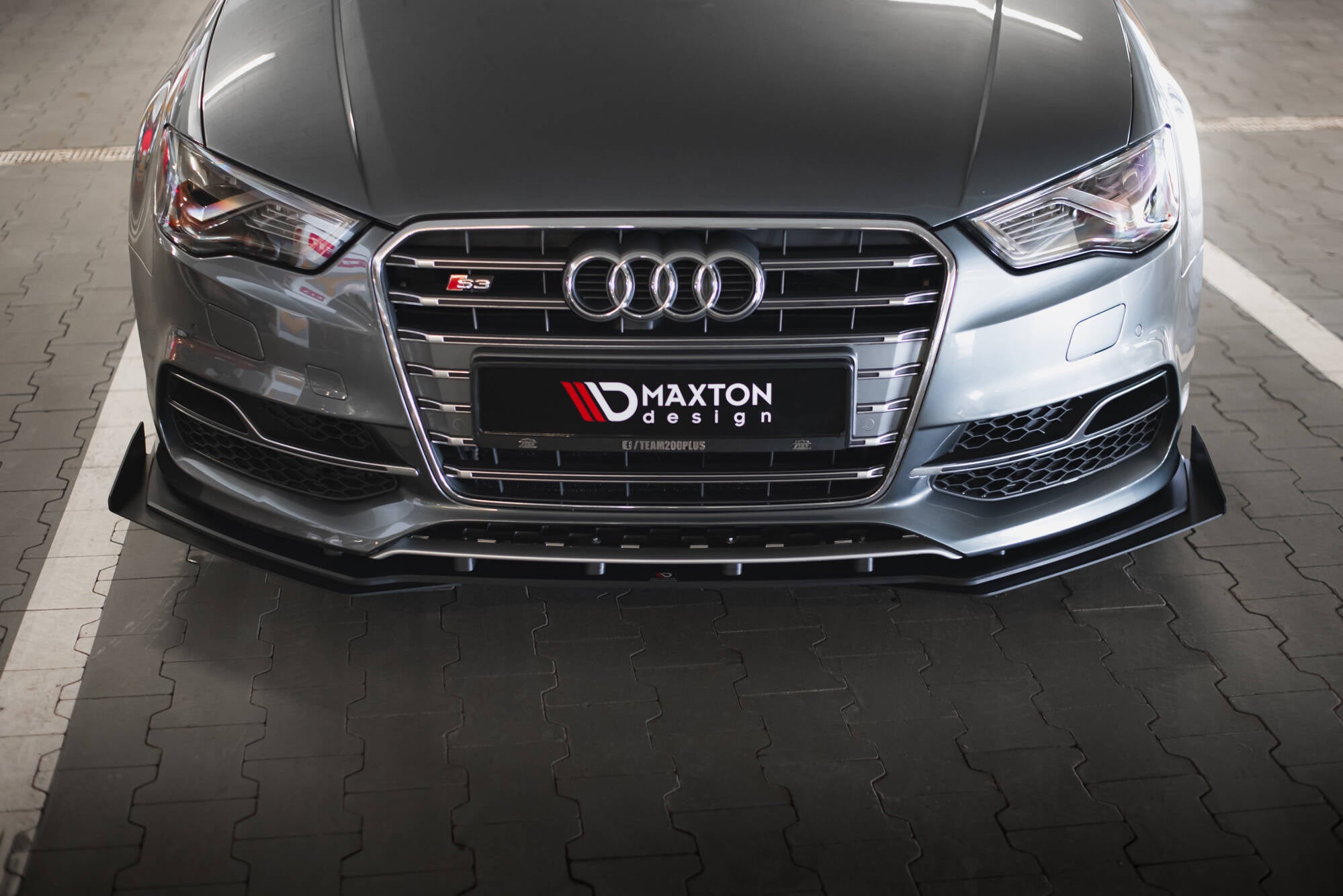 Front Stoßstange Flaps für Audi S3 / A3 S-Line Limousine 8V