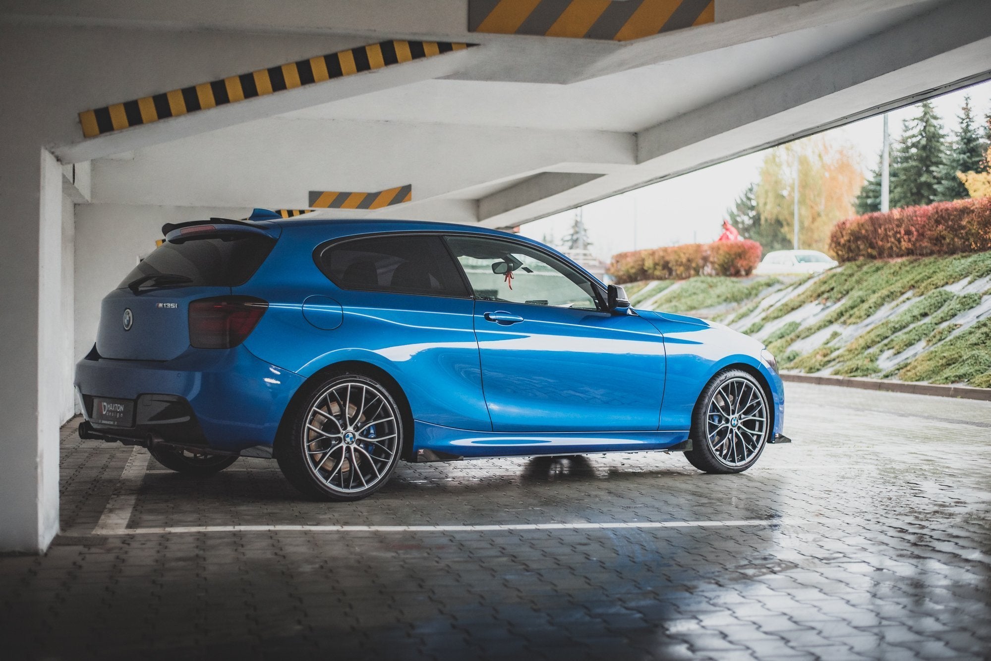 Street Pro Seitenschweller Ansatz für + Flaps BMW 1er F21 M135i / M140i / M-Paket