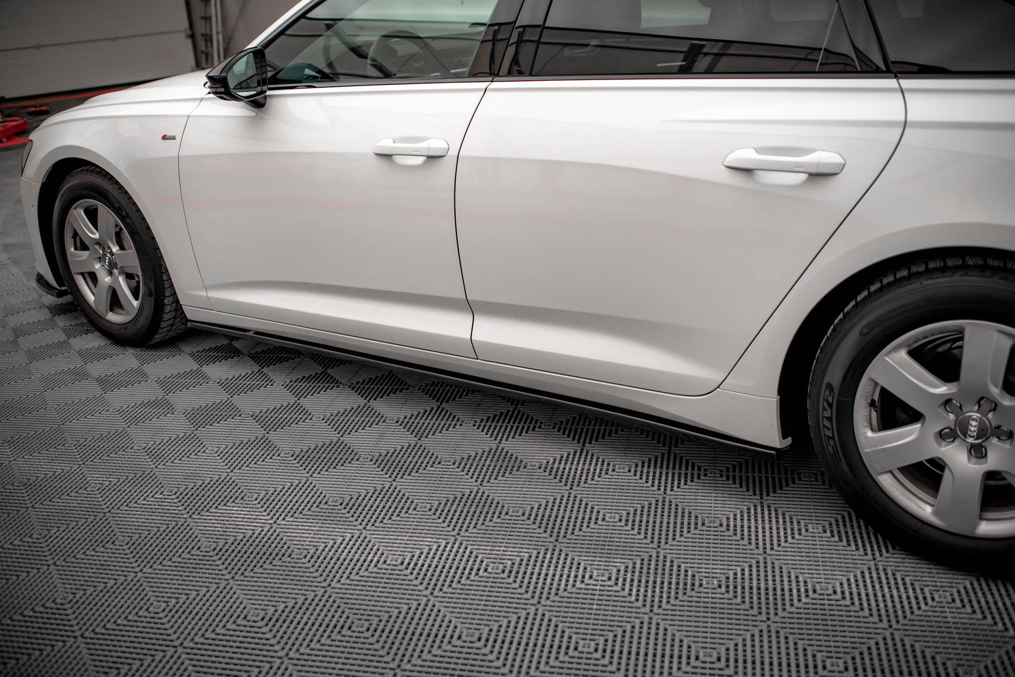 Seitenschweller Ansatz für Audi A6 C8