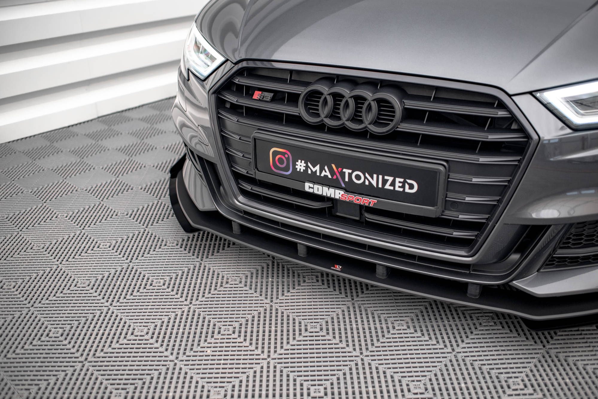 Street Pro Frontlippe V1 für +Flaps für + Flaps Audi S3 / A3 S-Line Sportback 8V Facelift