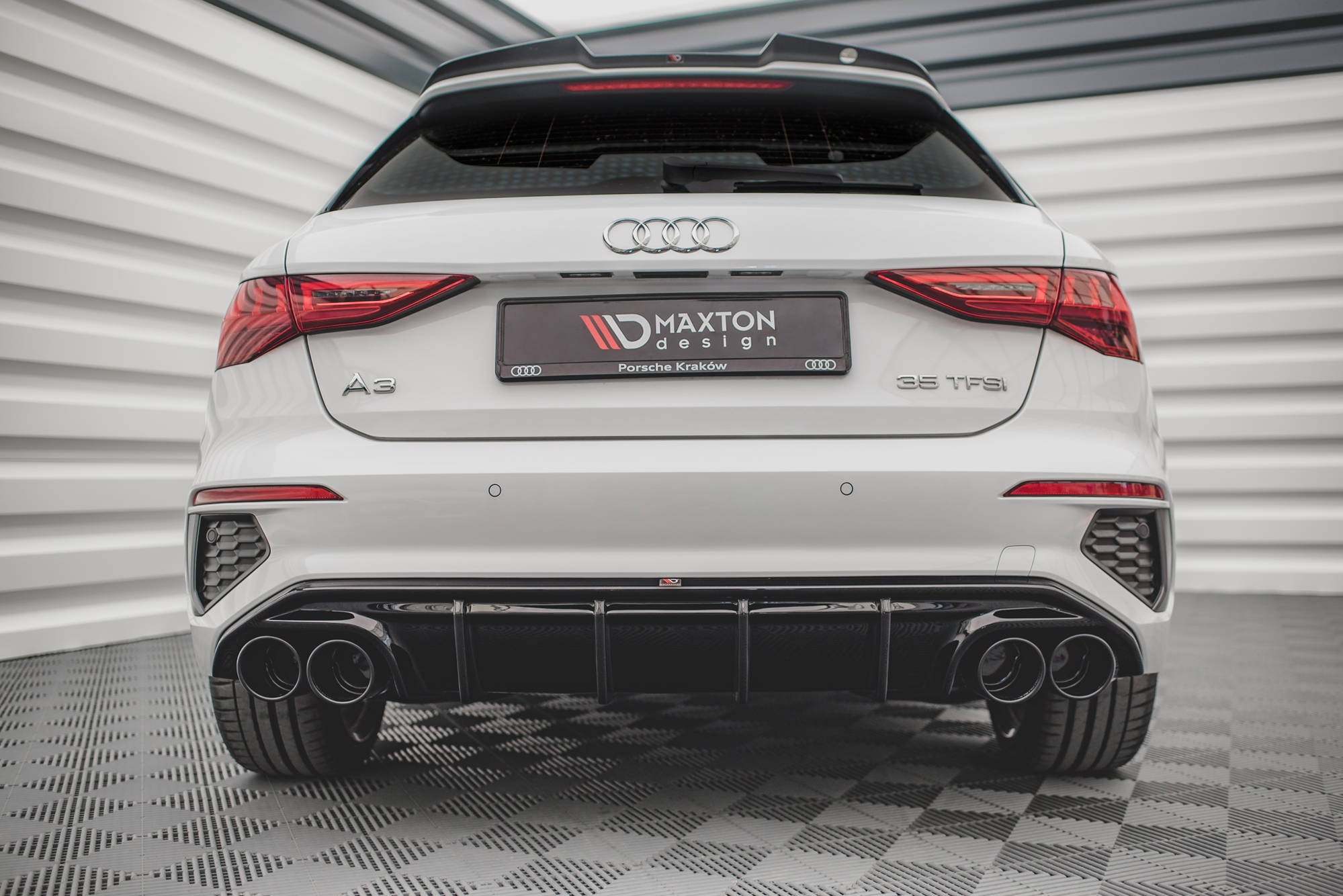 Diffusor Heck Ansatz + Endrohre für Audi A3 S-Line Sportback 8Y