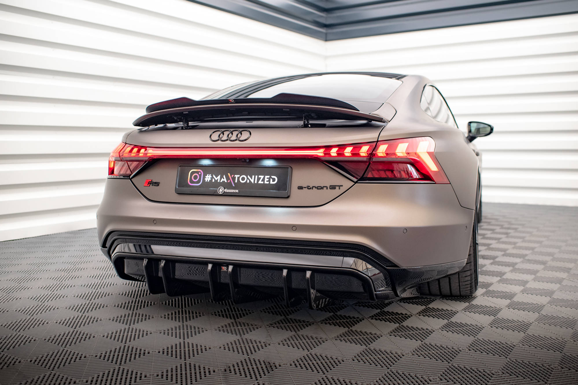 Diffusor Heck Ansatz für Audi e-Tron GT / RS GT Mk1