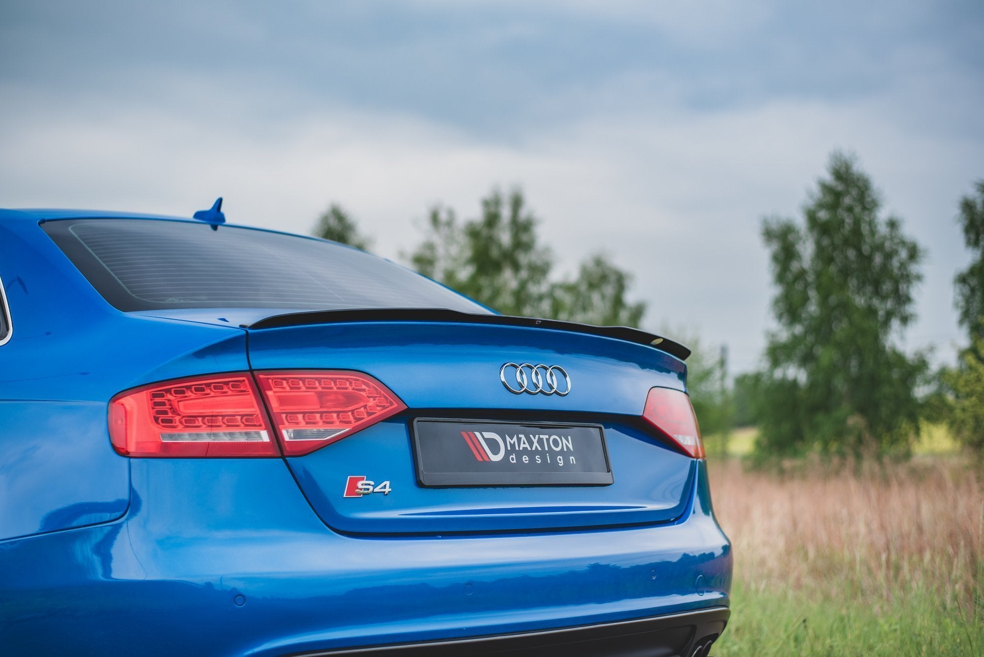Spoiler CAP für Audi A4 Limousine B8 / B8 Facelift