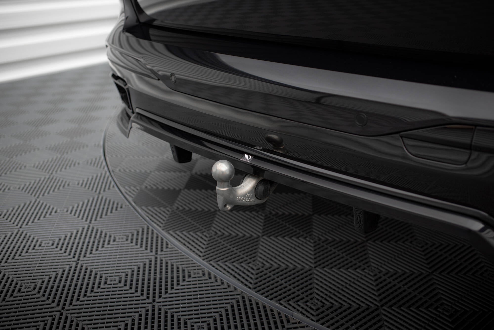 Mittlerer Cup Diffusor DTM Look Heck Ansatz für BMW X7 M-Paket G07 Facelift
