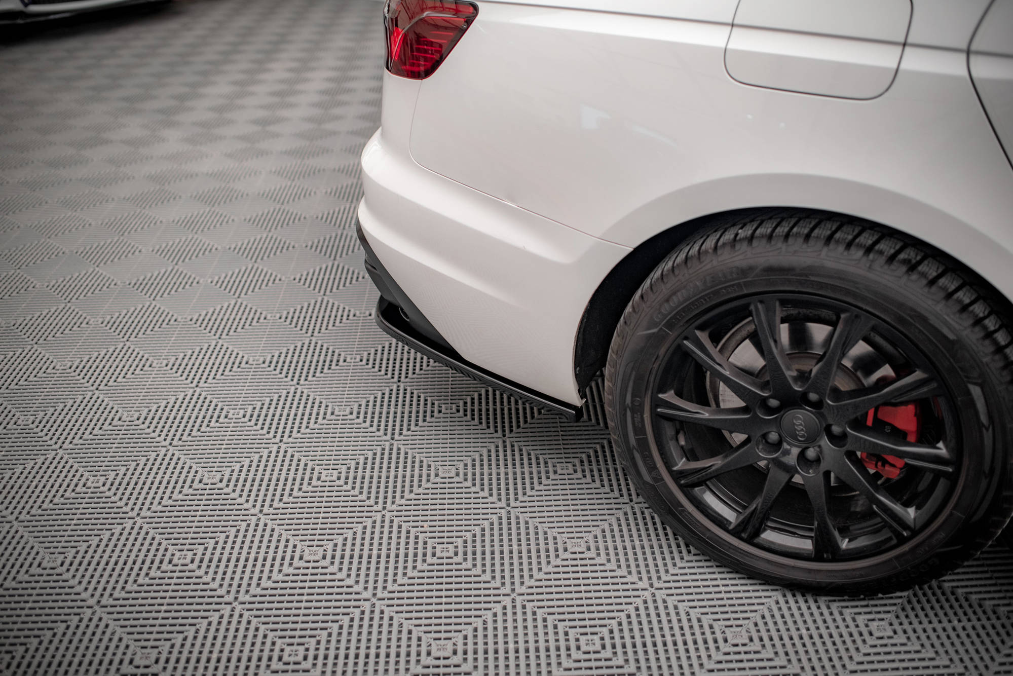 Flaps Heckansatz Flaps Heckansatz für Audi A4 B9 Facelift Carbon Look