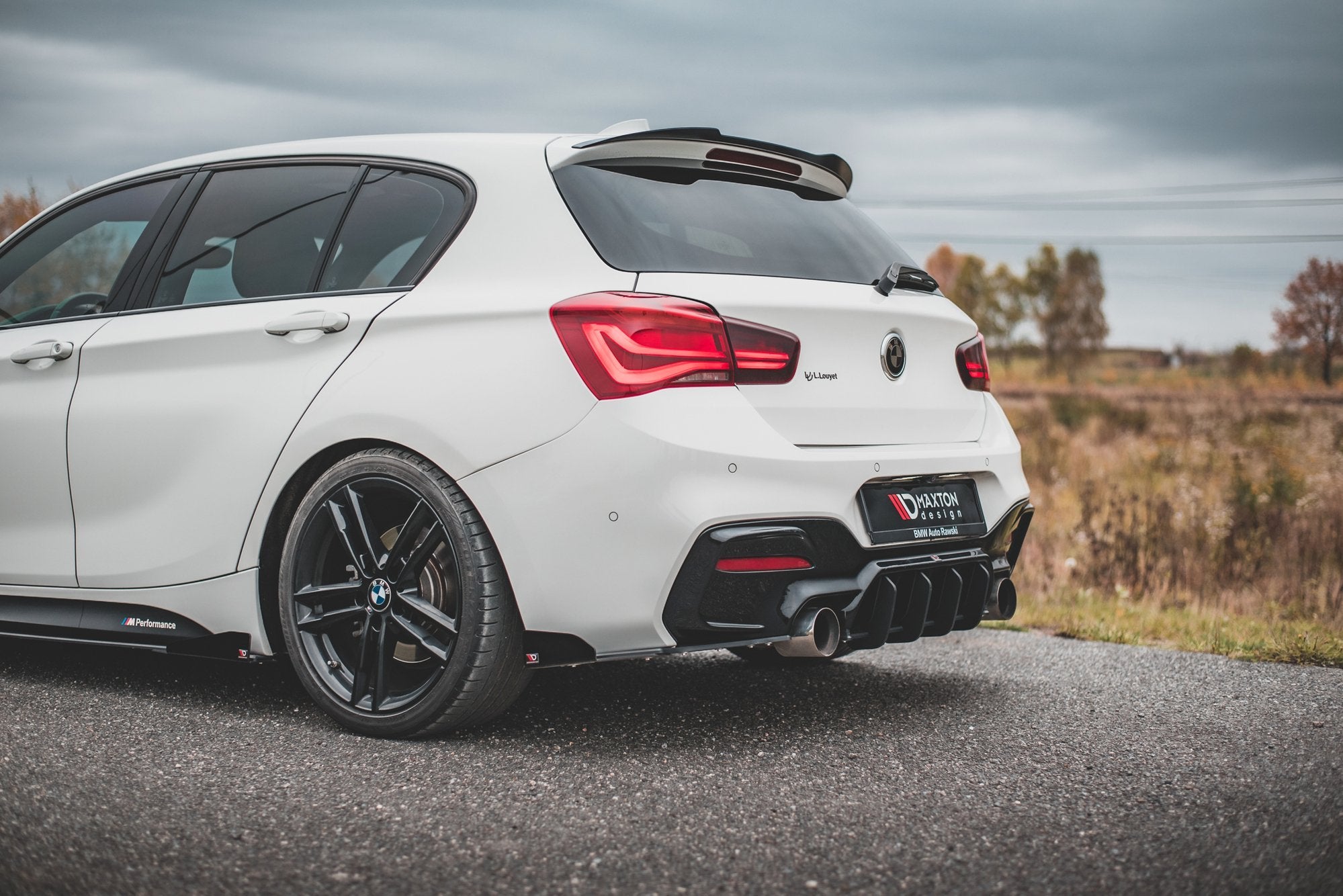 Street Pro Flaps Heckansatz V3 Diffusor +Flaps für BMW 1er M140i