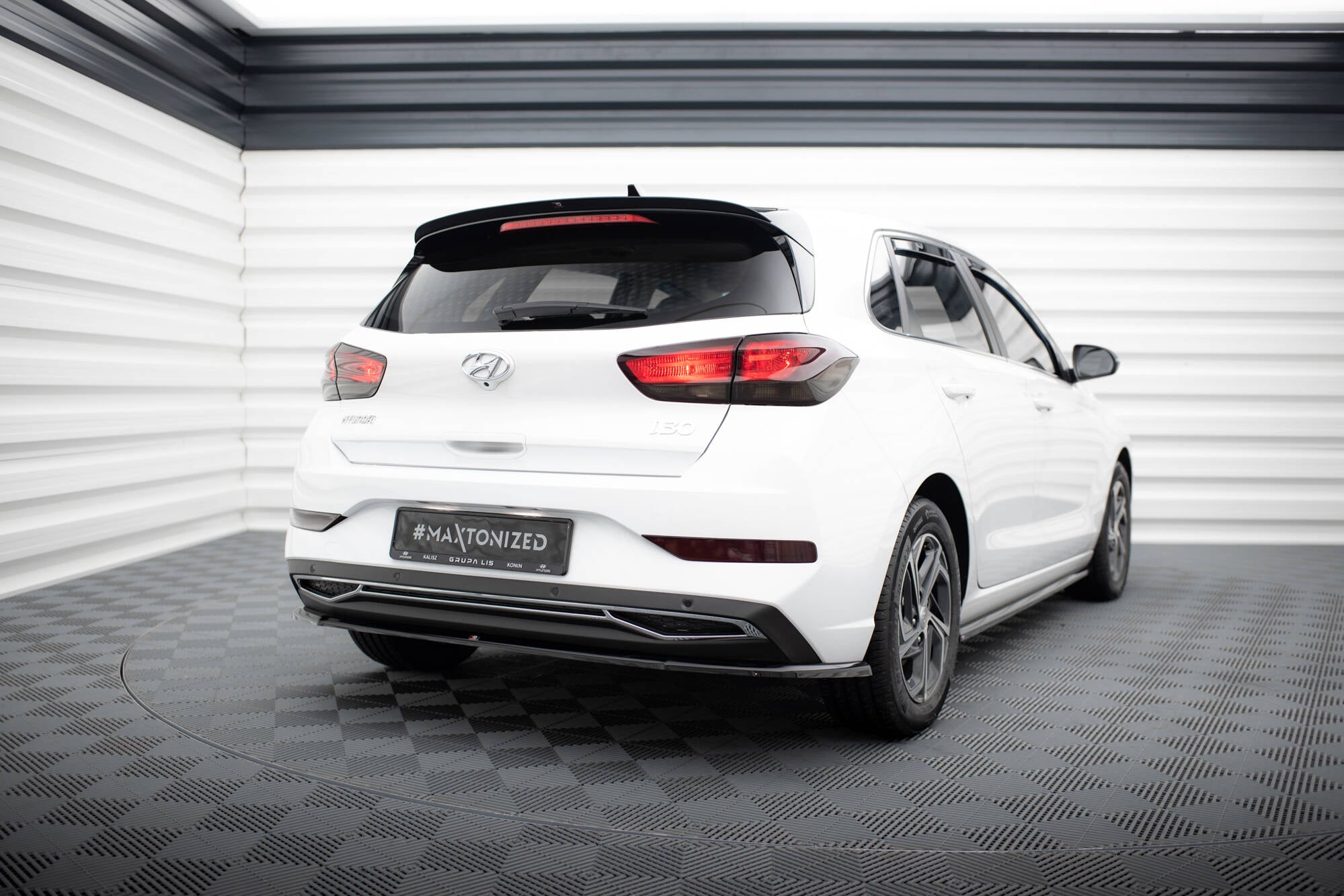 Spoiler CAP für HYUNDAI I30 MK3 HATCHBACK