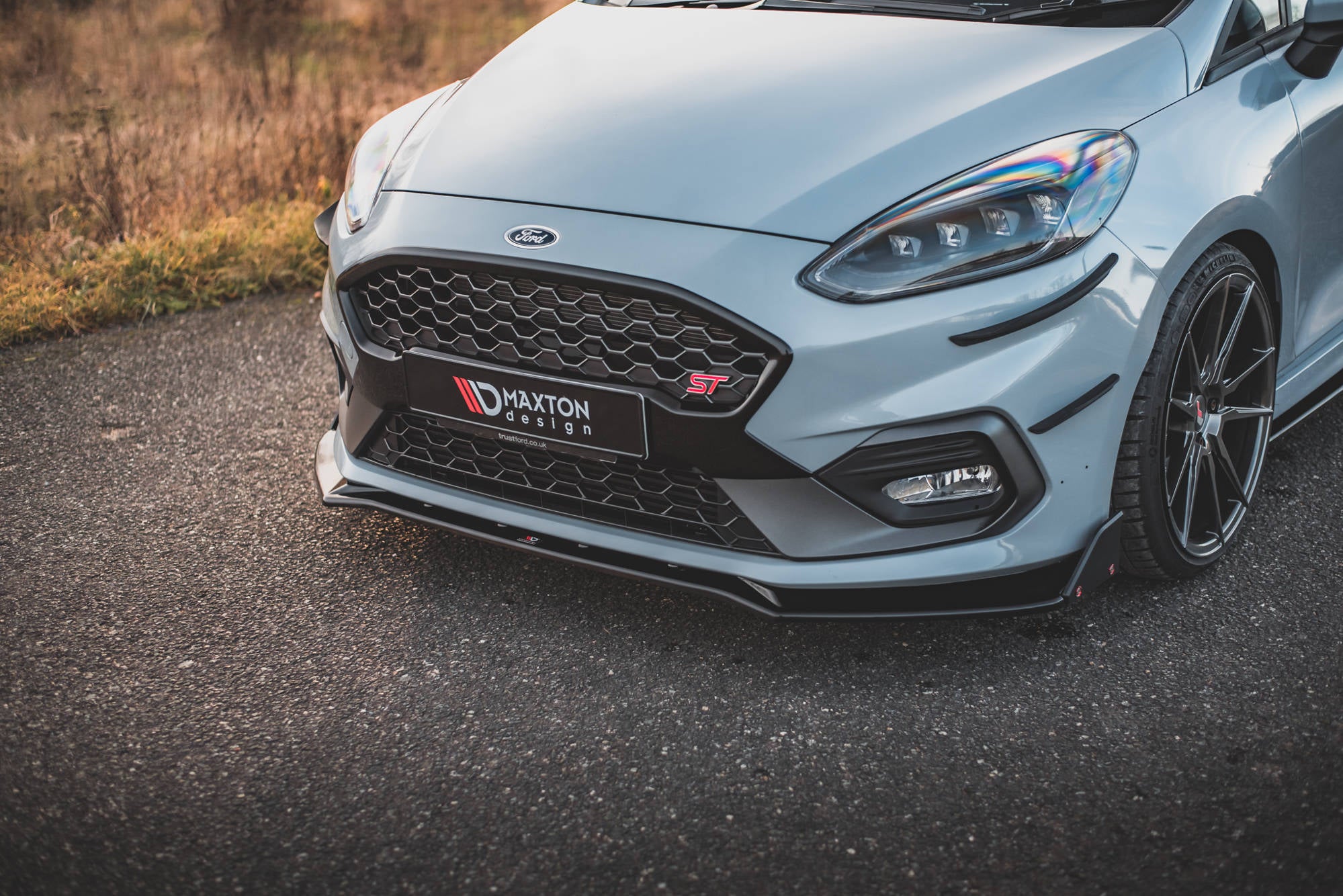 Front Grill für Ford Fiesta ST Mk8 schwarz matt