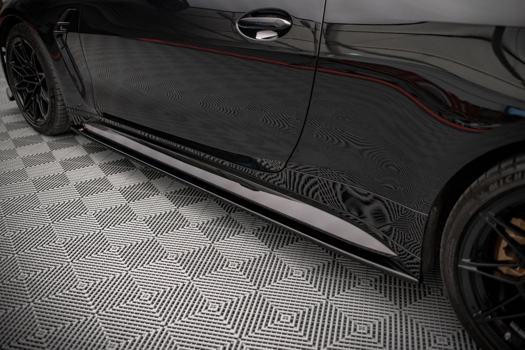 Seitenschweller V2 Ansatz für BMW M4 G82 / G82 Facelift