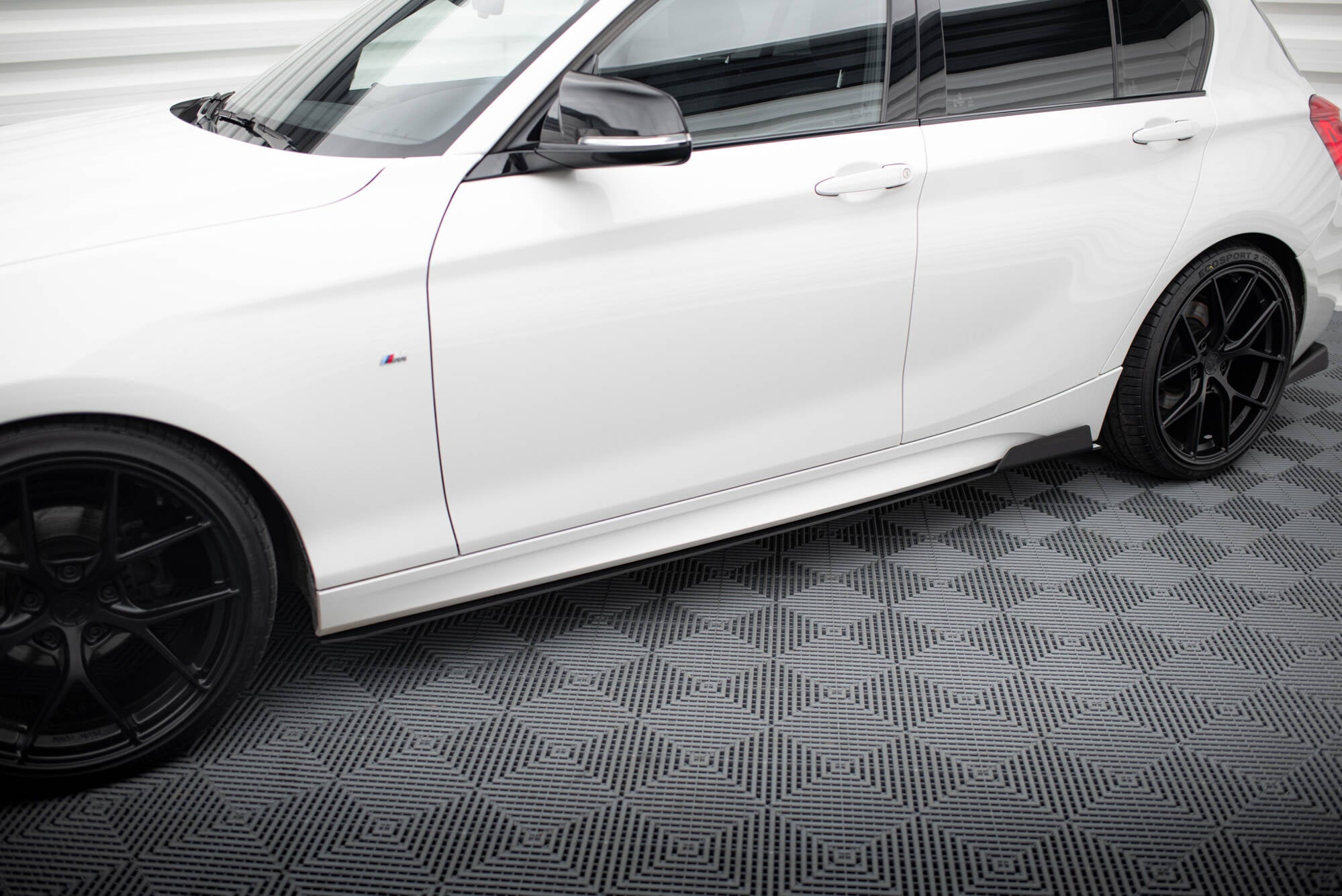 Racing Seitenschweller Ansatz für BMW 1er F21 M135i / M140i / M - Paket