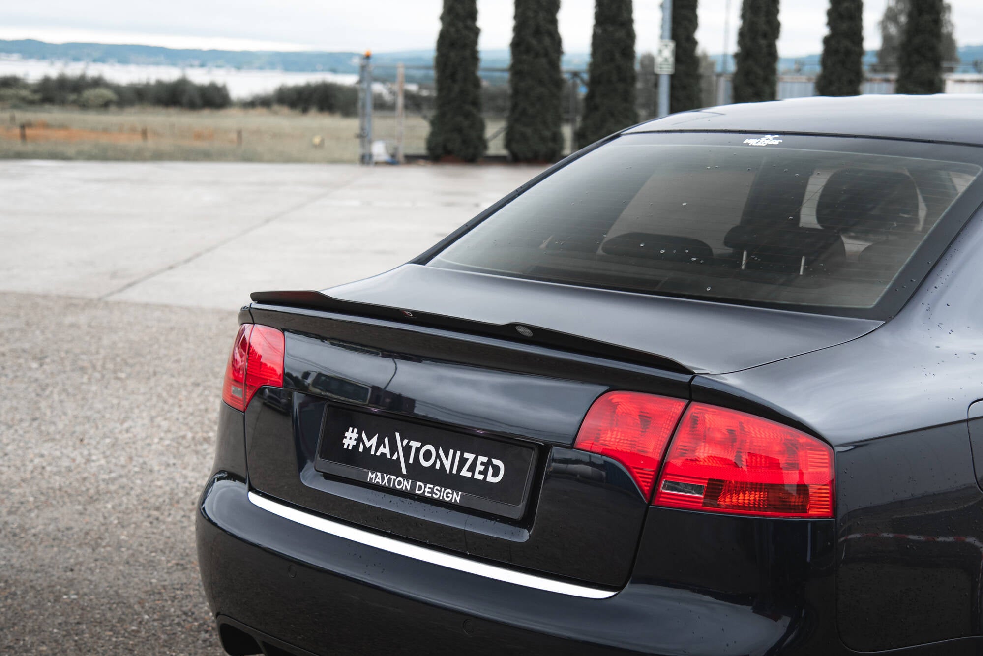 Spoiler CAP für Audi RS4 Limousine B7