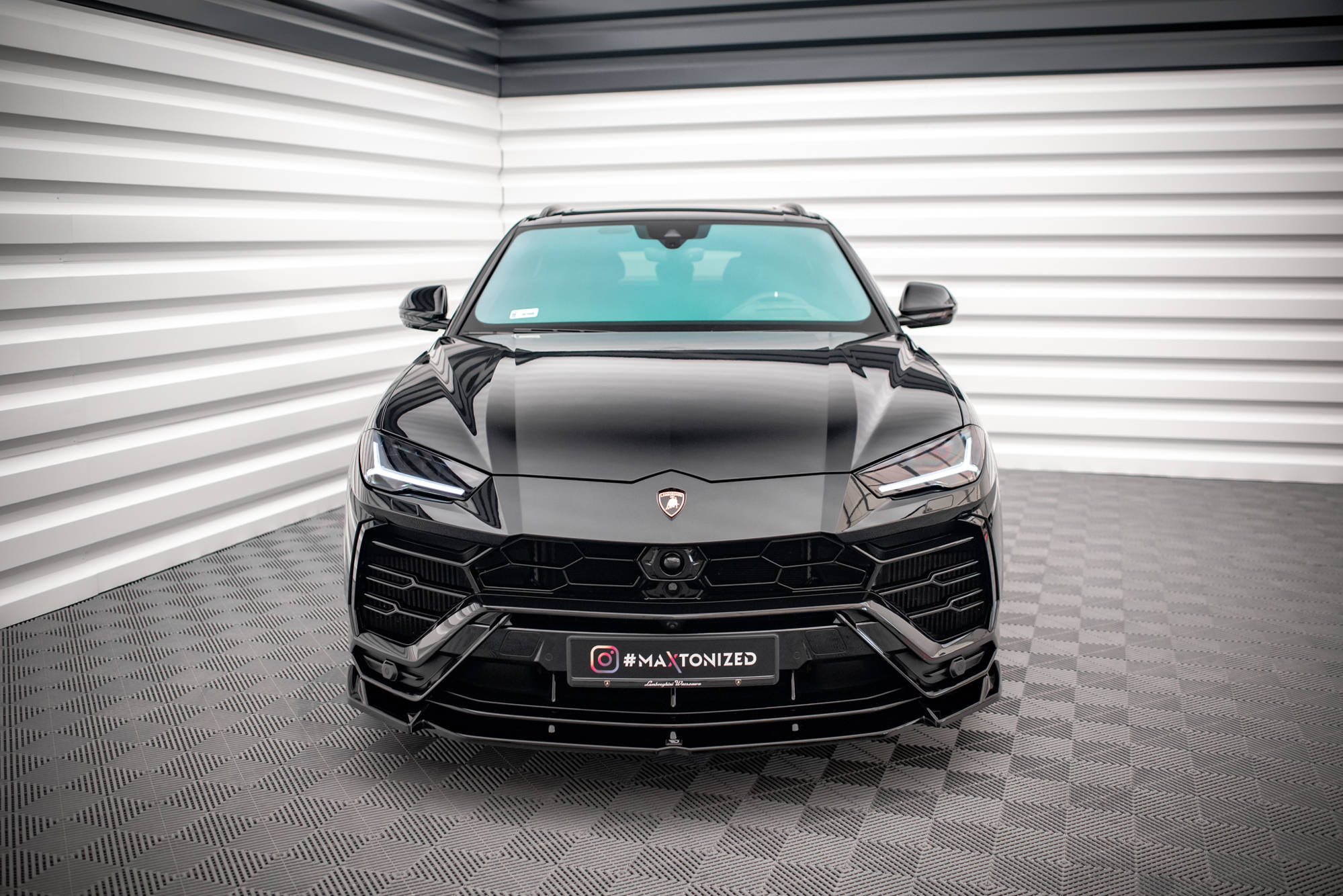 Frontlippe V1 für Lamborghini Urus Mk1