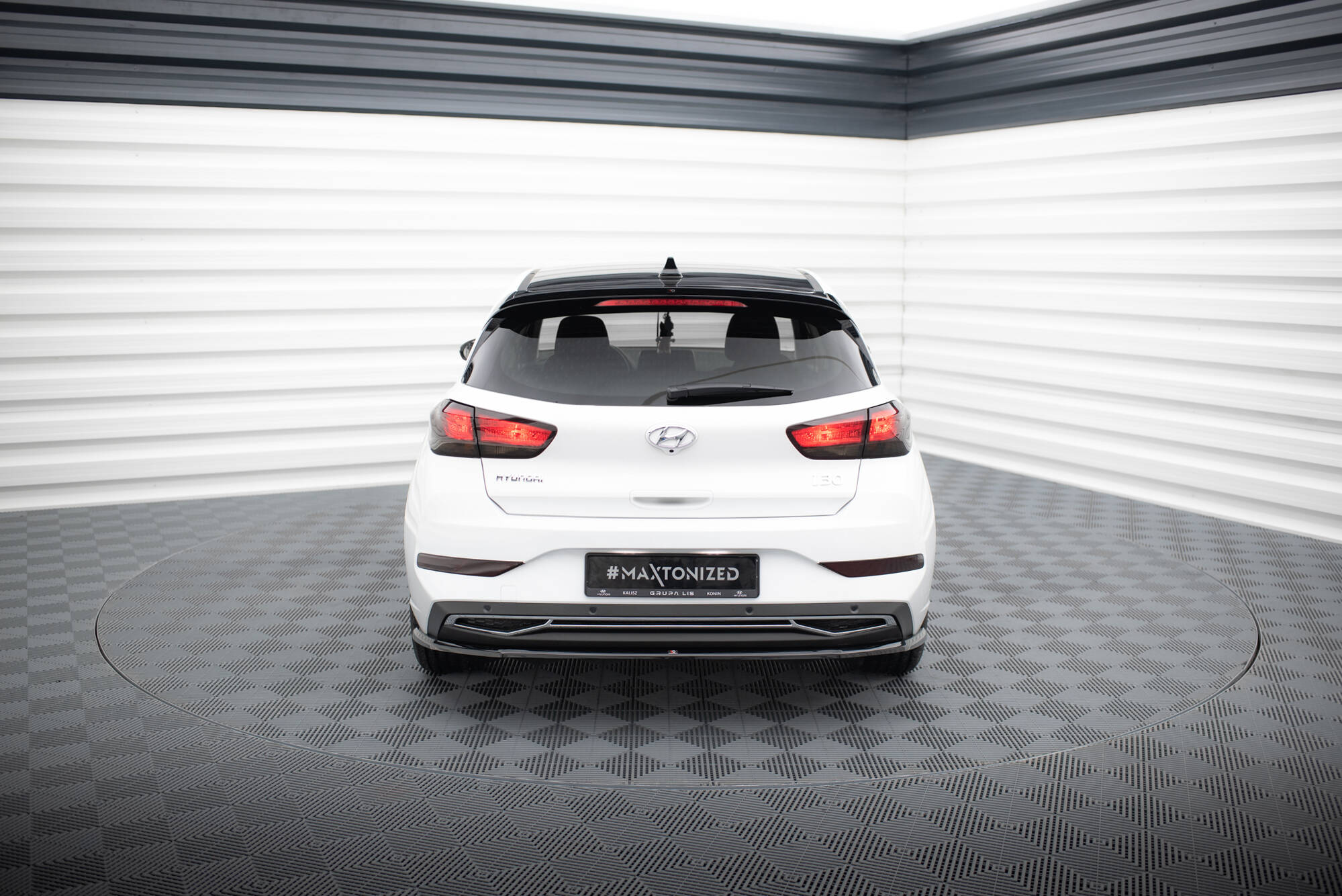 Spoiler CAP für HYUNDAI I30 MK3 HATCHBACK