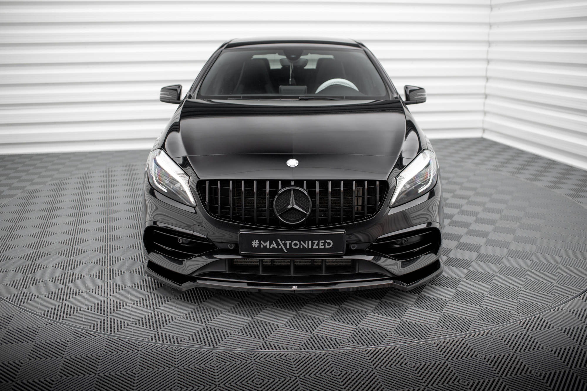 Frontlippe V1 für Mercedes-Benz A AMG-Line W176 Facelift