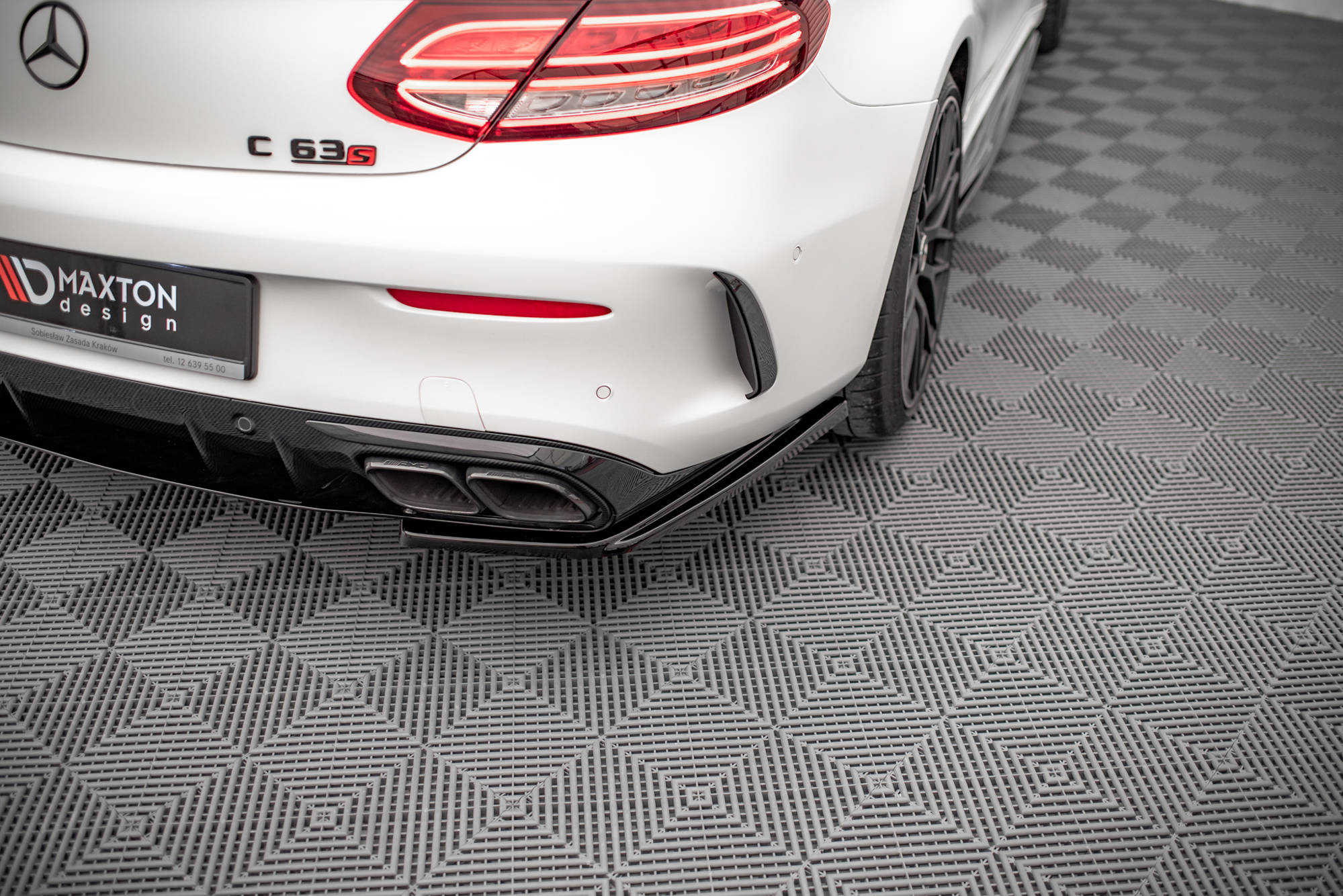 Heck Ansatz Flaps Diffusor für Mercedes-AMG C 63 AMG Coupe AMG Aero Pack C205 Facelift