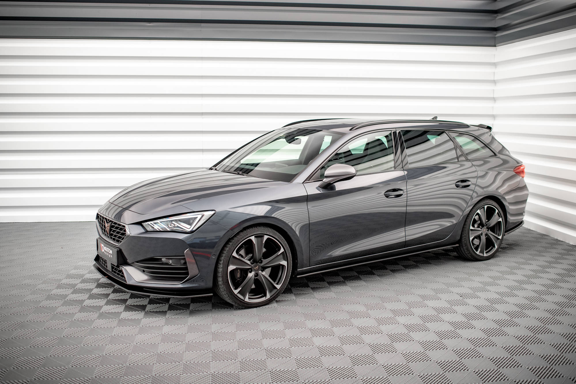 Street Pro Seitenschweller Ansatz für Cupra Leon Mk1