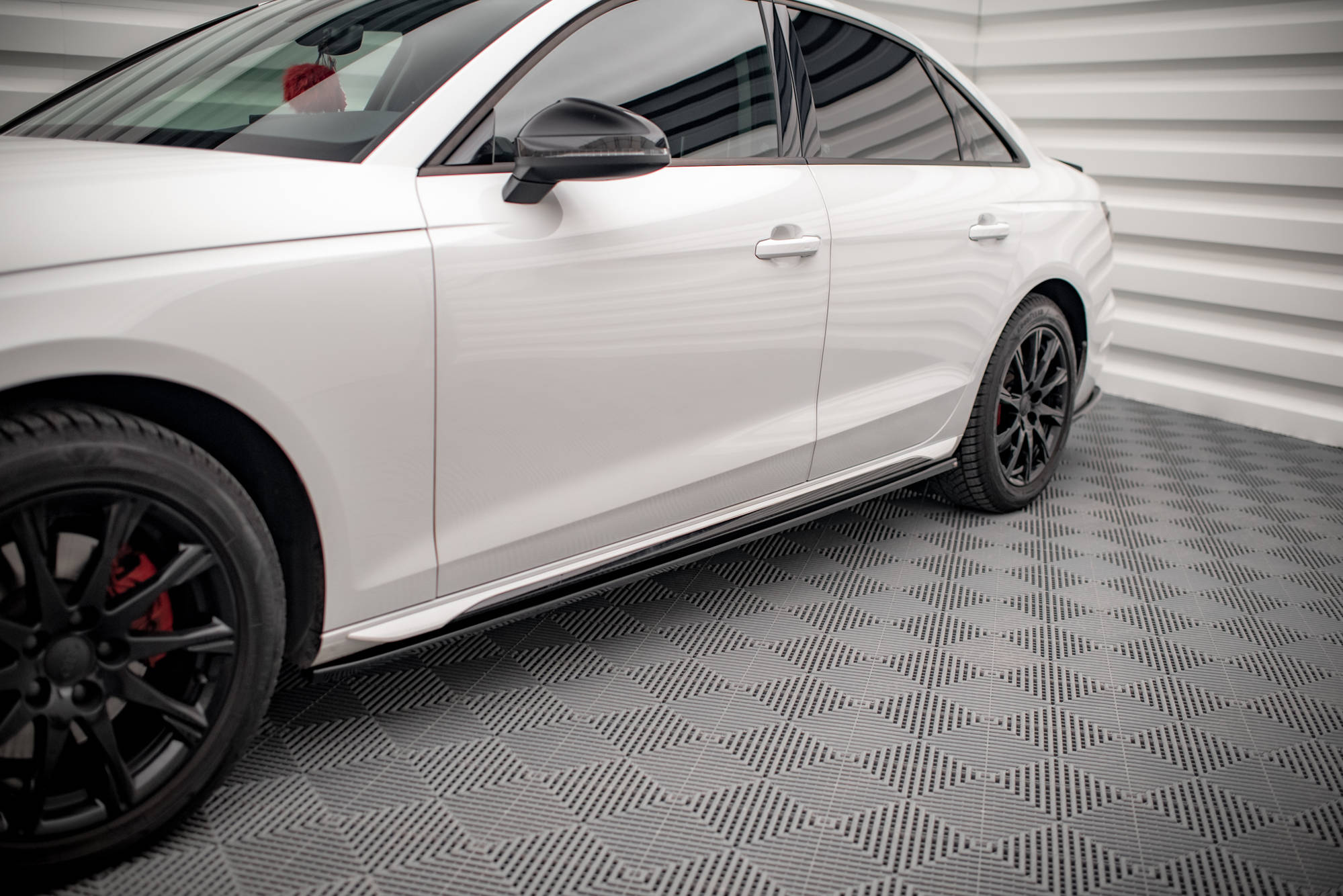 Seitenschweller Ansatz für Audi A4 B9 Facelift