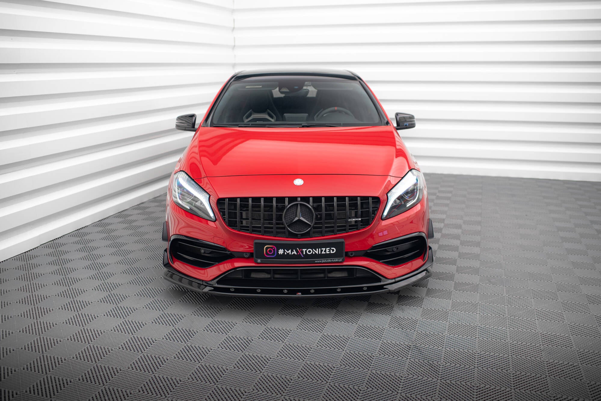 Frontlippe V1 für Mercedes-Benz A45 Aero W176 Facelift