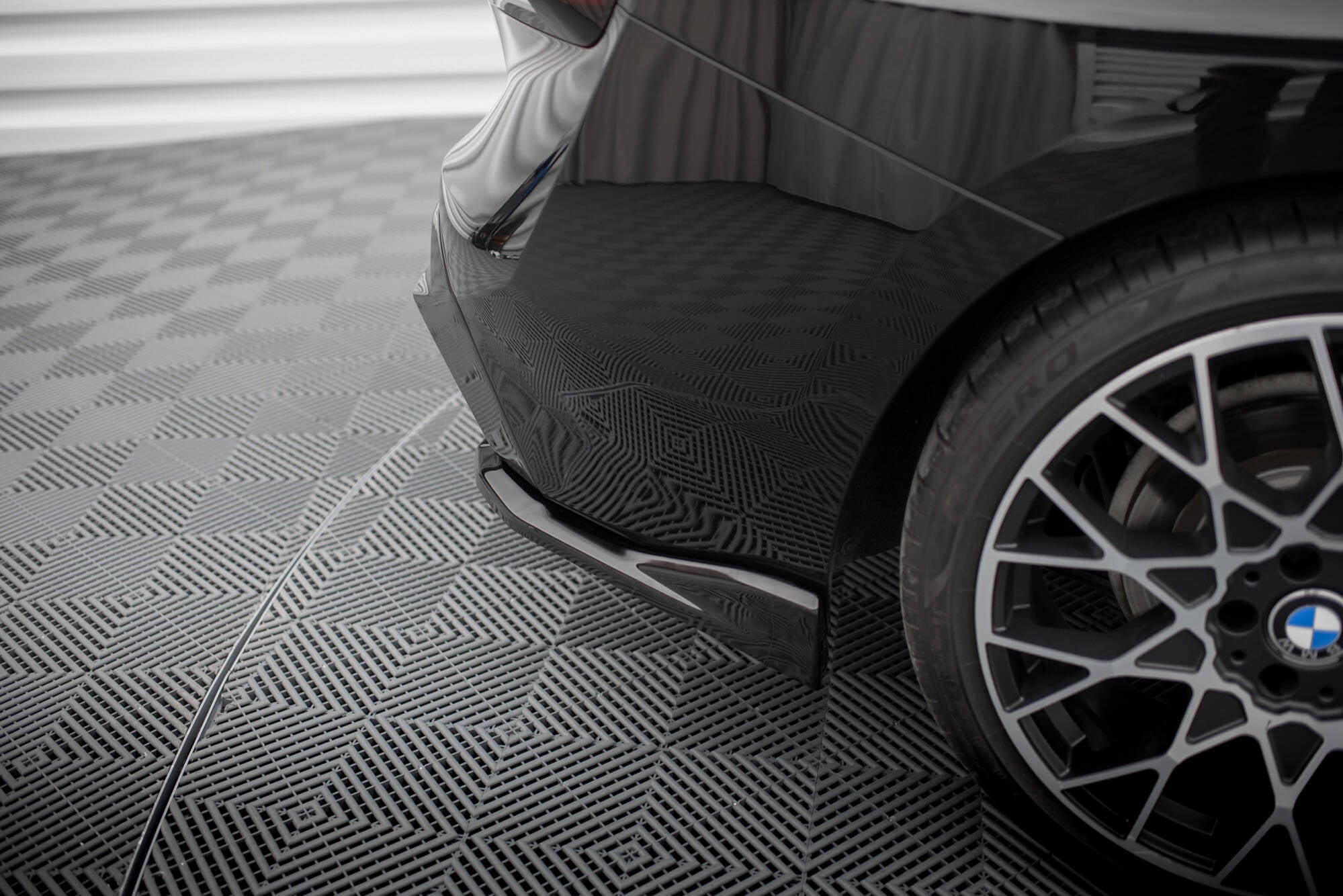 Flaps Heckansatz V4 Diffusor für BMW 2 G42