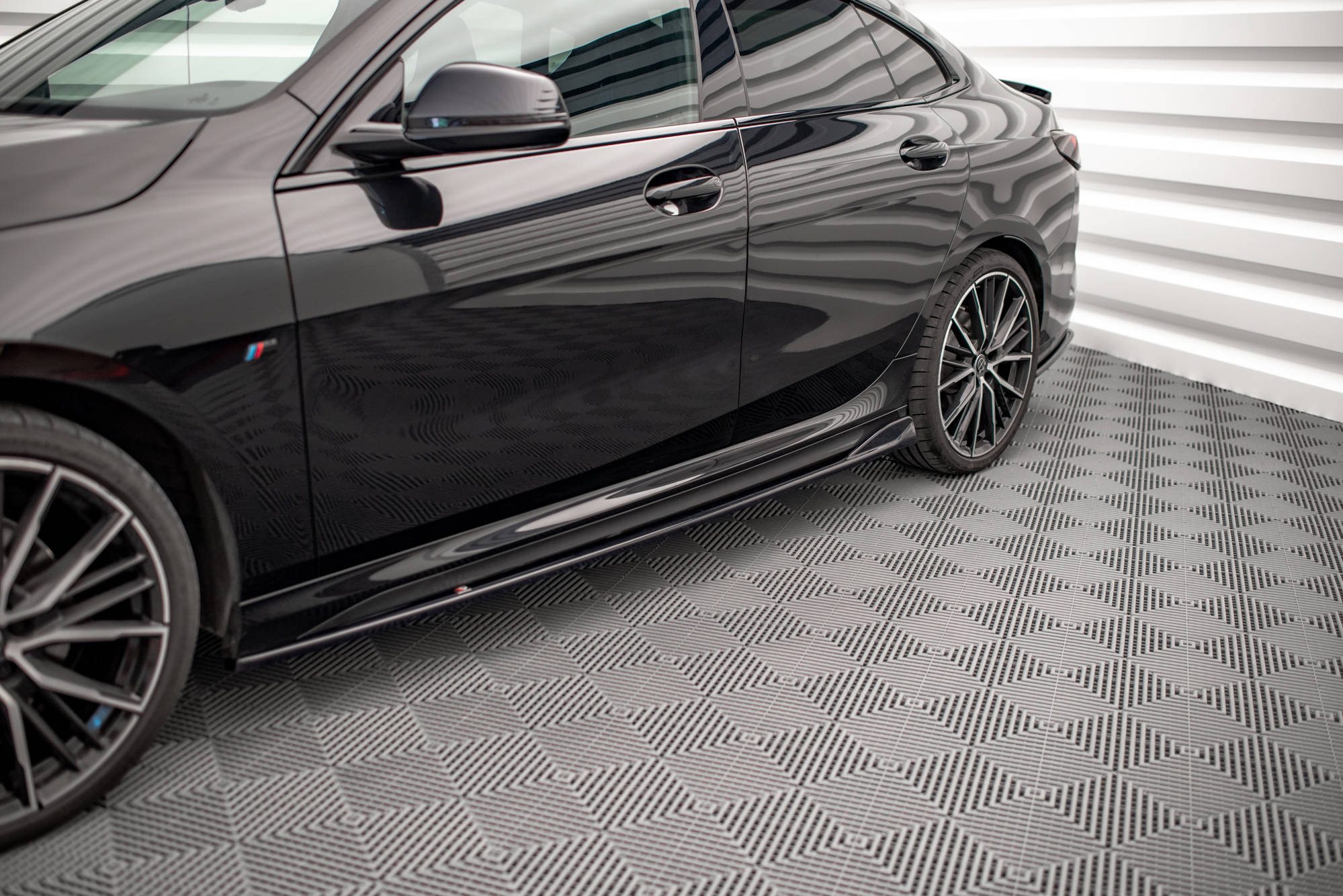 Seitenschweller V2 Ansatz für BMW 2 Gran Coupe M - Paket / M235i F44