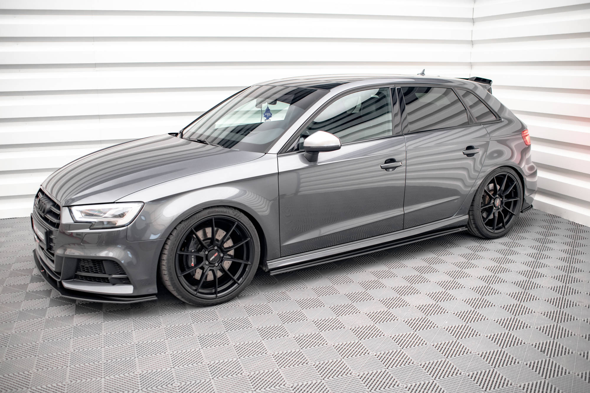 Street Pro Seitenschweller Ansatz für Audi S3 / A3 S-Line Sportback 8V Facelift