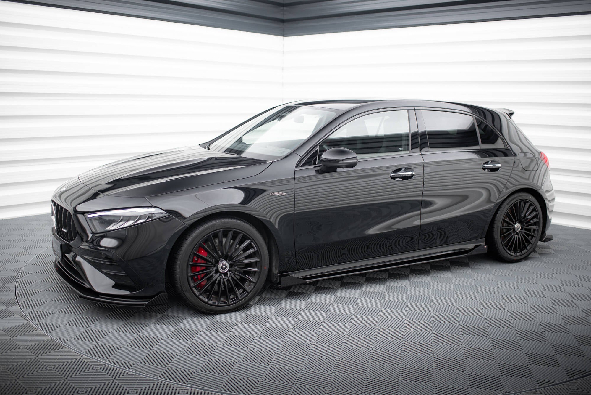 Street Pro Seitenschweller Ansatz für + Flaps Mercedes-AMG A35 W177 Facelift