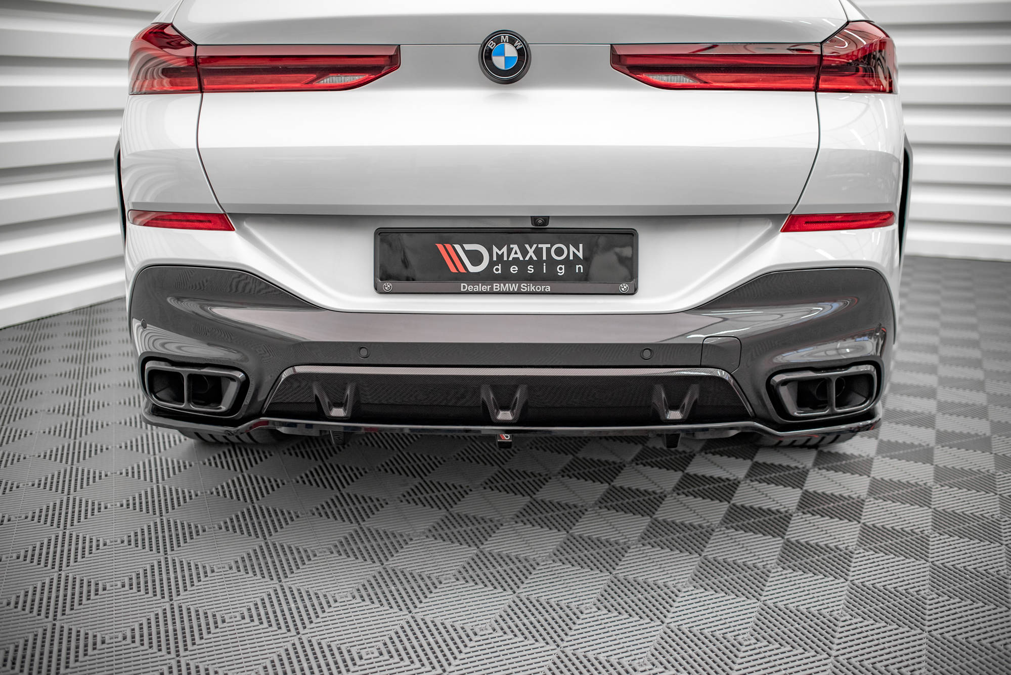 Mittlerer Cup Diffusor V1 DTM Look Heck Ansatz für BMW X6 M - Paket G06