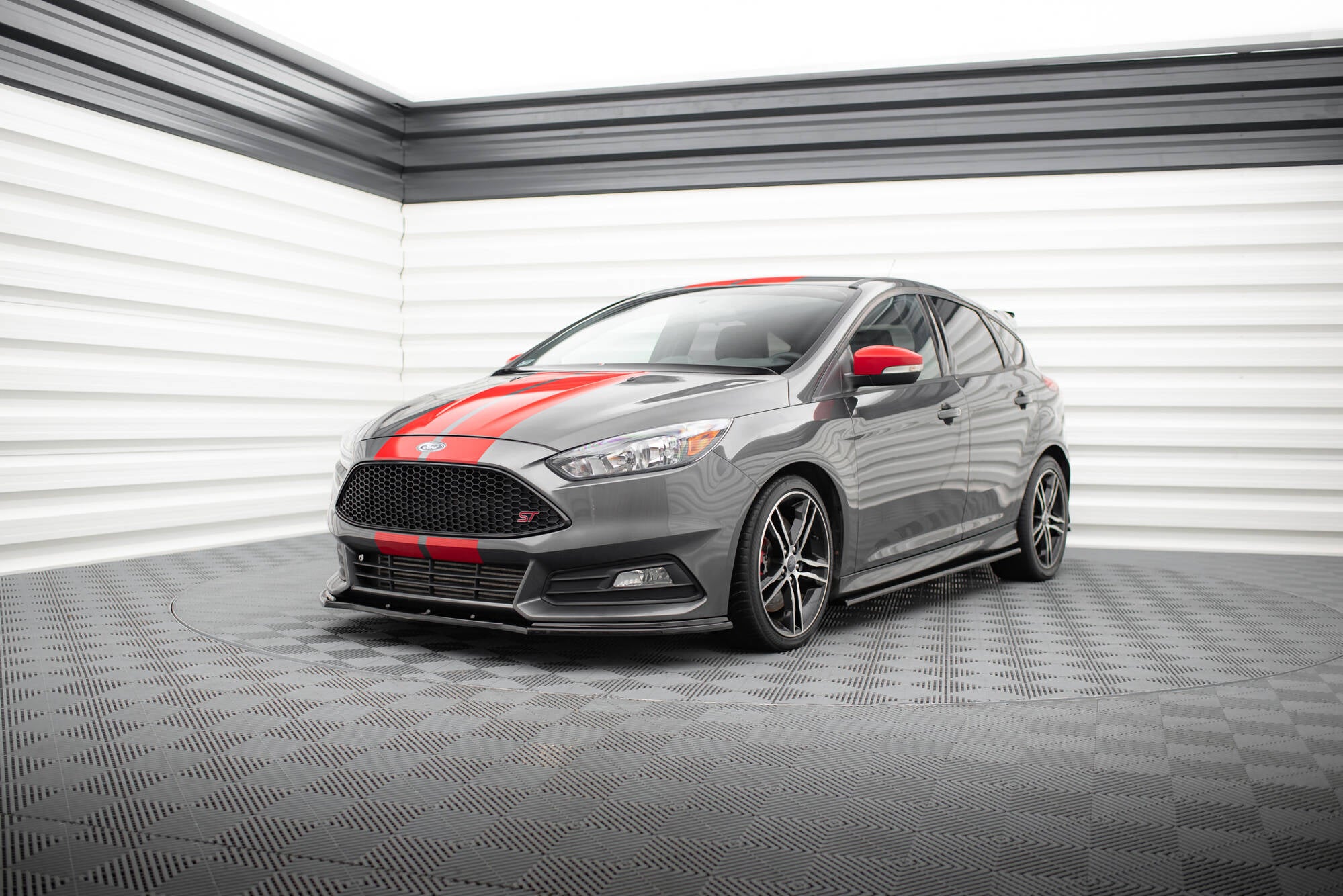 Seitenschweller Ansatz für Ford Focus ST / ST-Line Mk3 / Mk3 FL Hatchback / Kombi